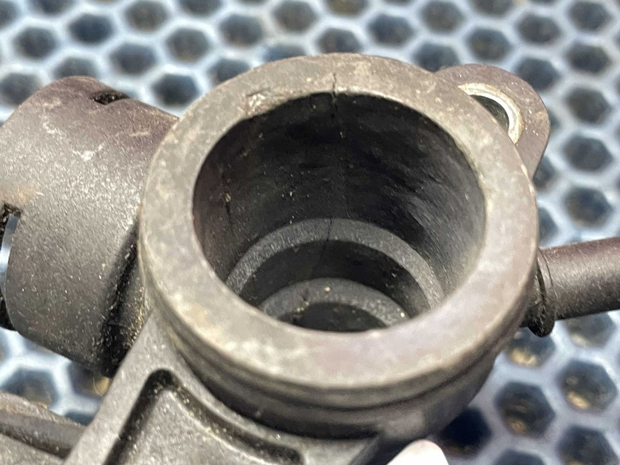 06J121132D Фланец системы охлаждения Audi Неопознанная модель, 300 рублей, Нижний Новгород