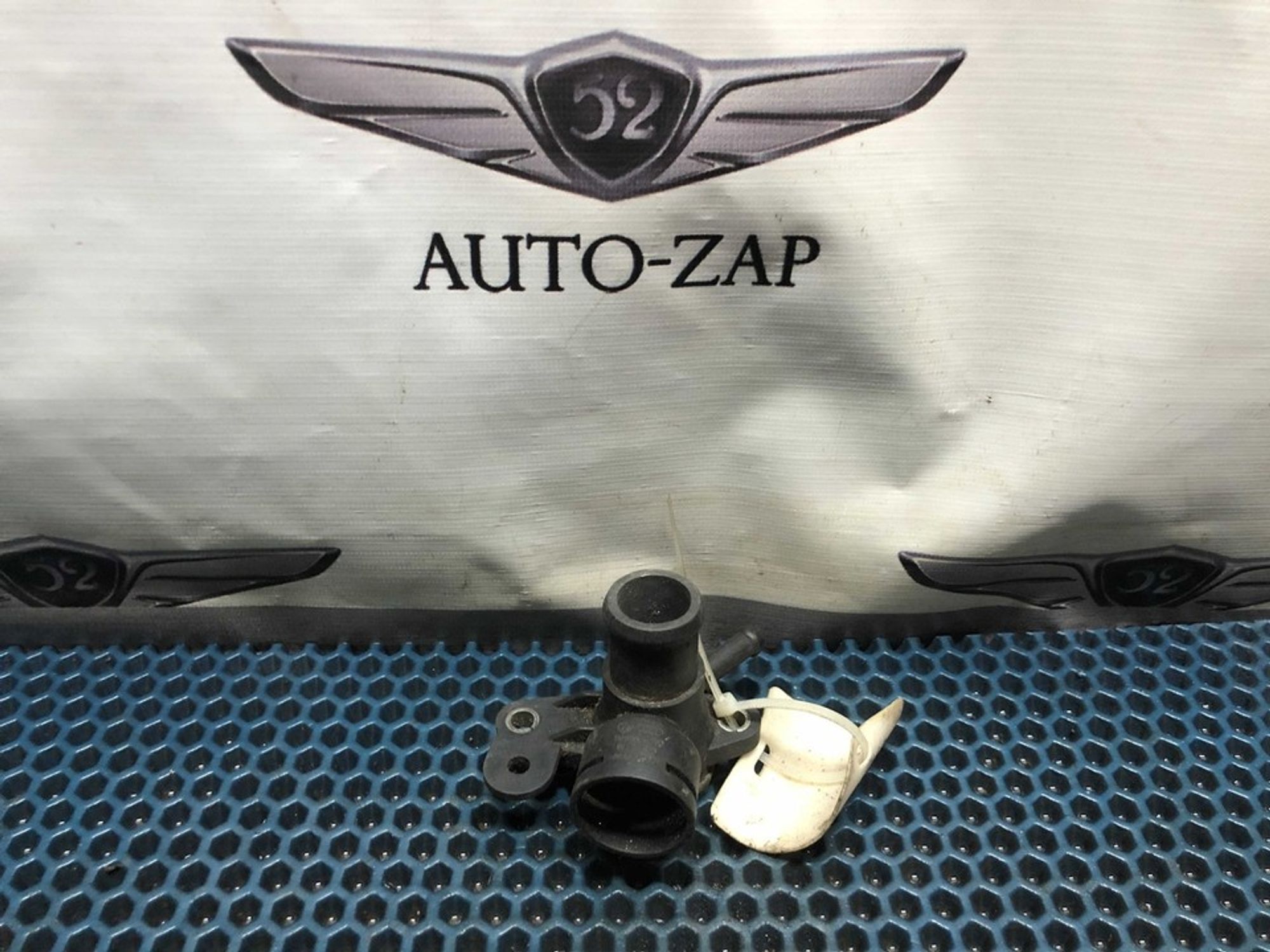 06J121132D Фланец системы охлаждения Audi Неопознанная модель, 300 рублей, Нижний Новгород