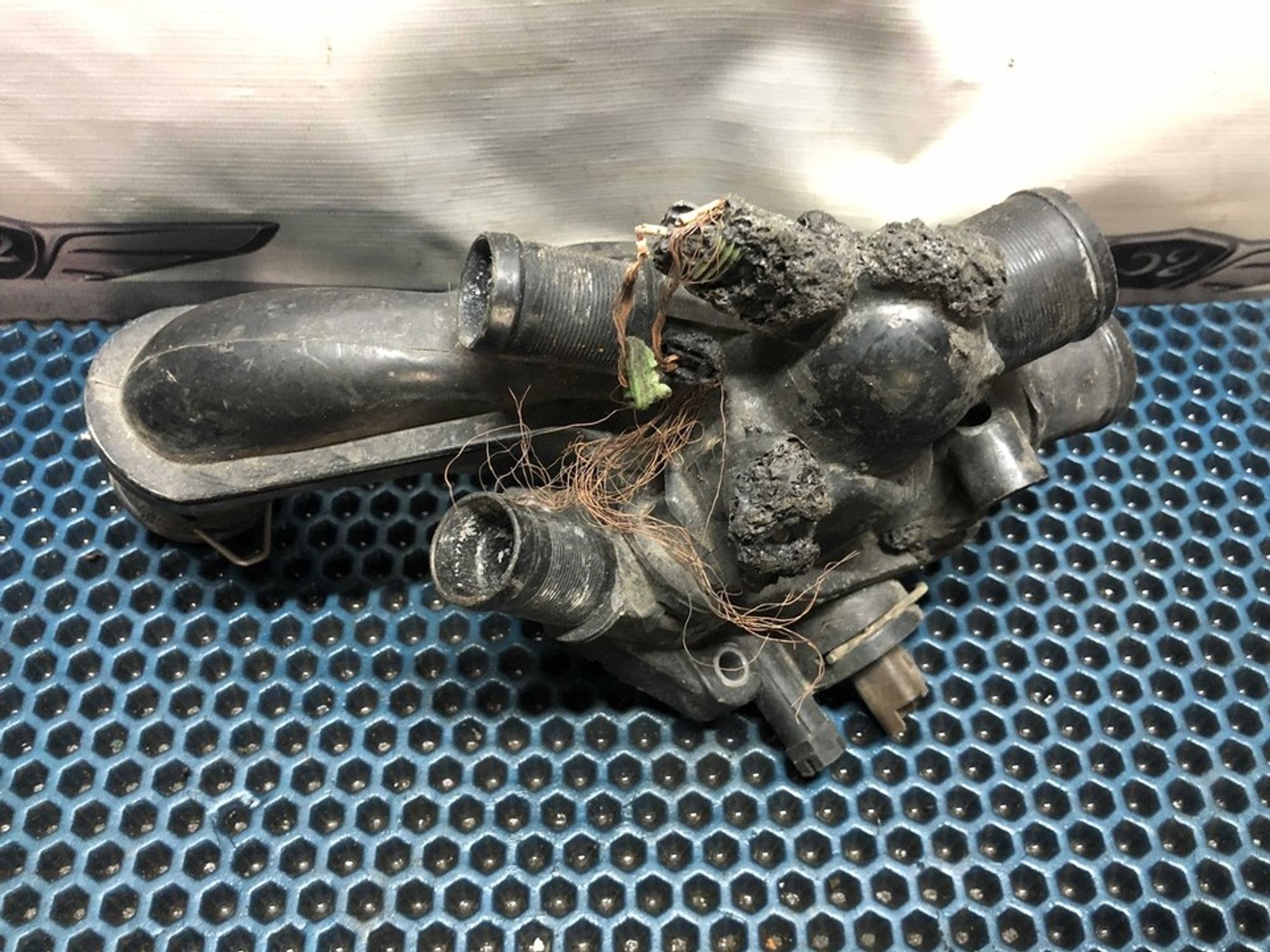 9810916880 Корпус термостата Peugeot 308 I, 500 рублей, Нижний Новгород