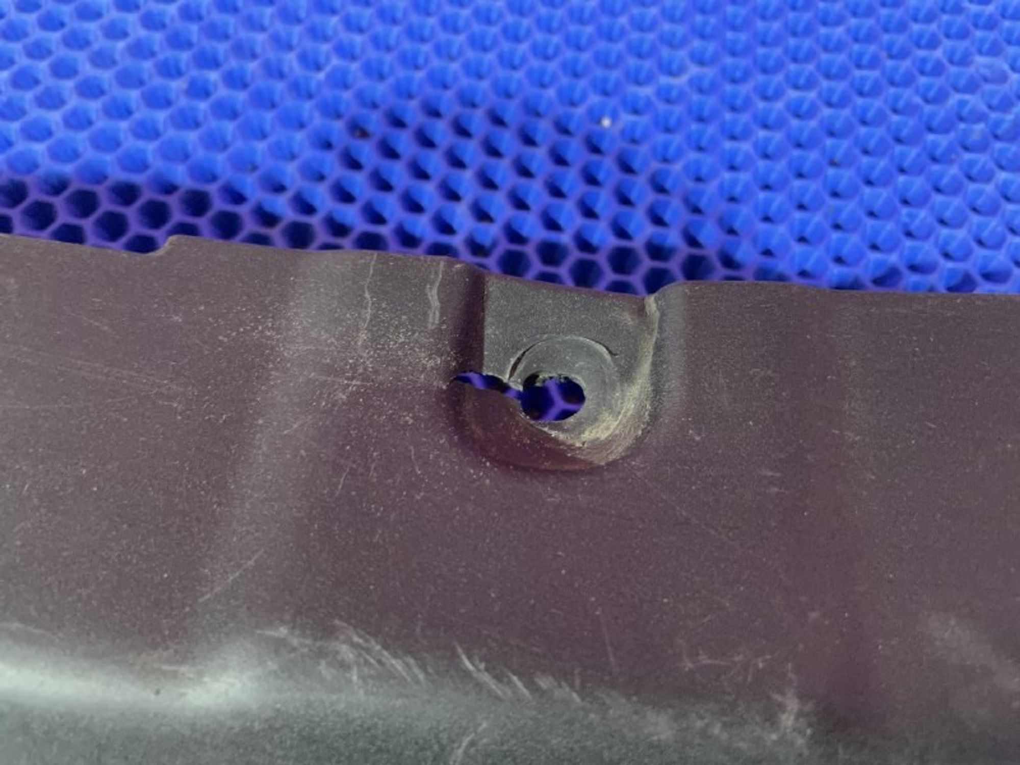 863624L500 Планка замка капота Hyundai Solaris I, 500 рублей, Нижний Новгород