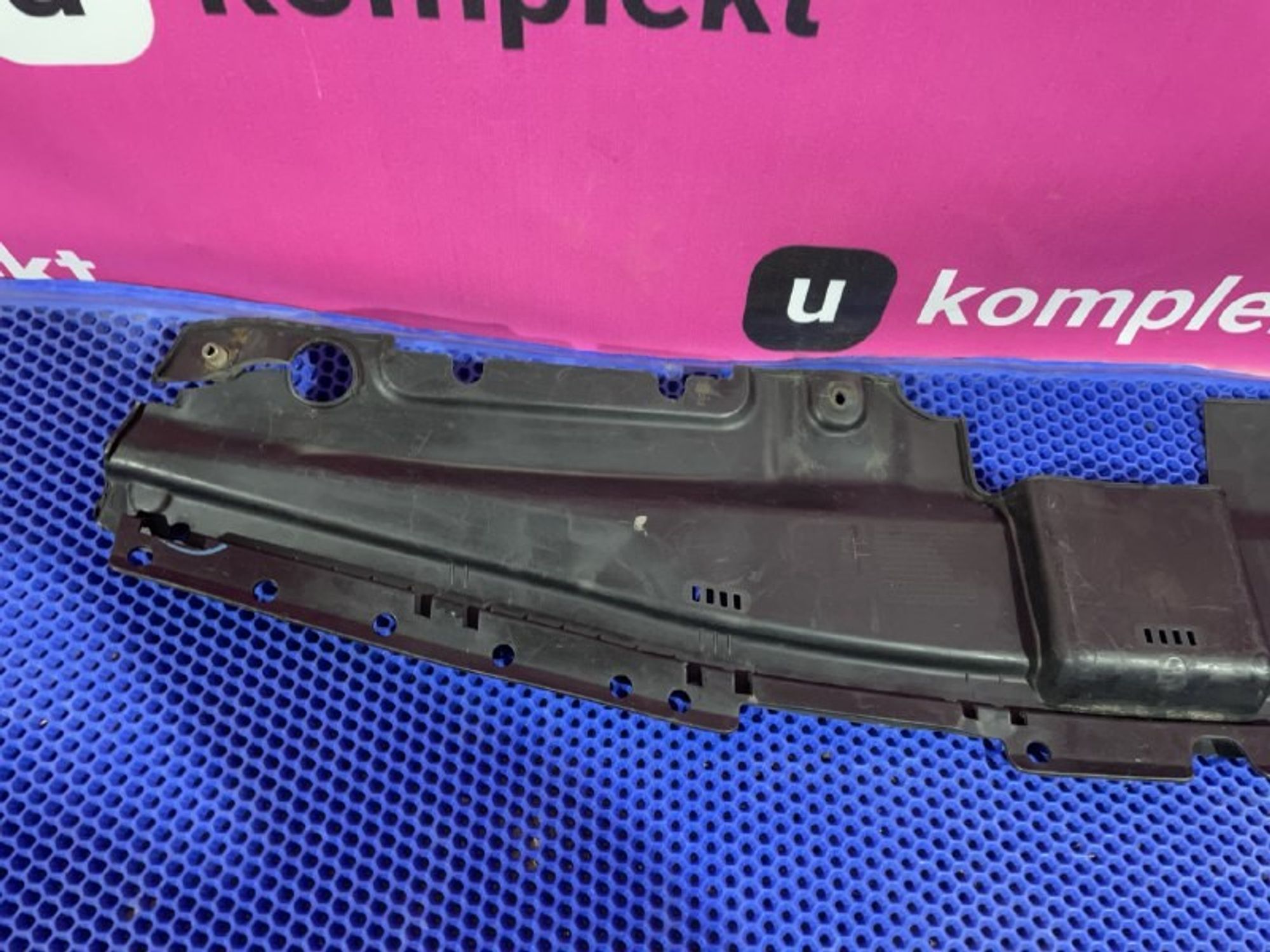 863624L500 Планка замка капота Hyundai Solaris I, 500 рублей, Нижний Новгород