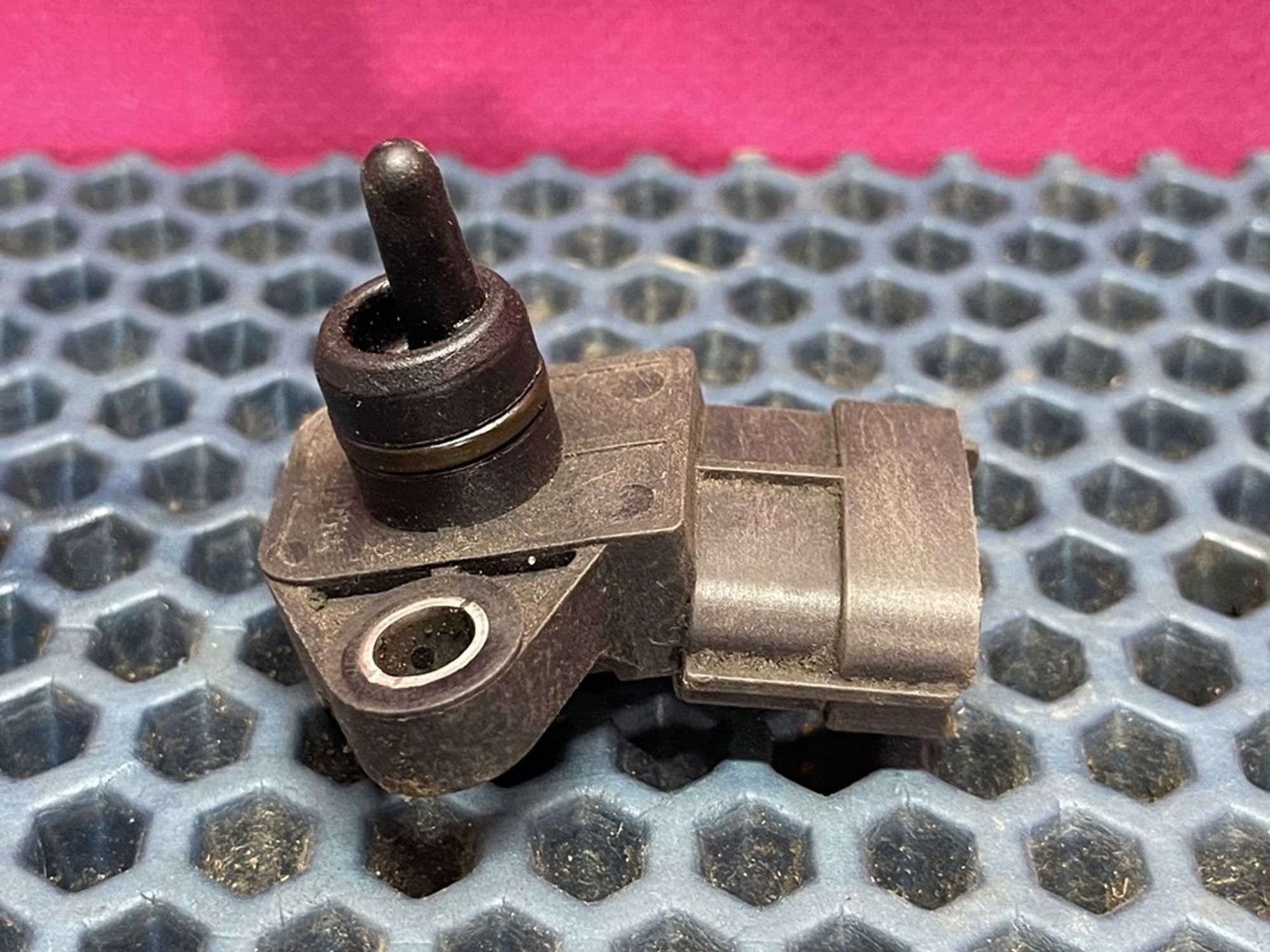 393002B000 Датчик абсолютного давления воздуха Hyundai Accent IV, 600 рублей, Нижний Новгород