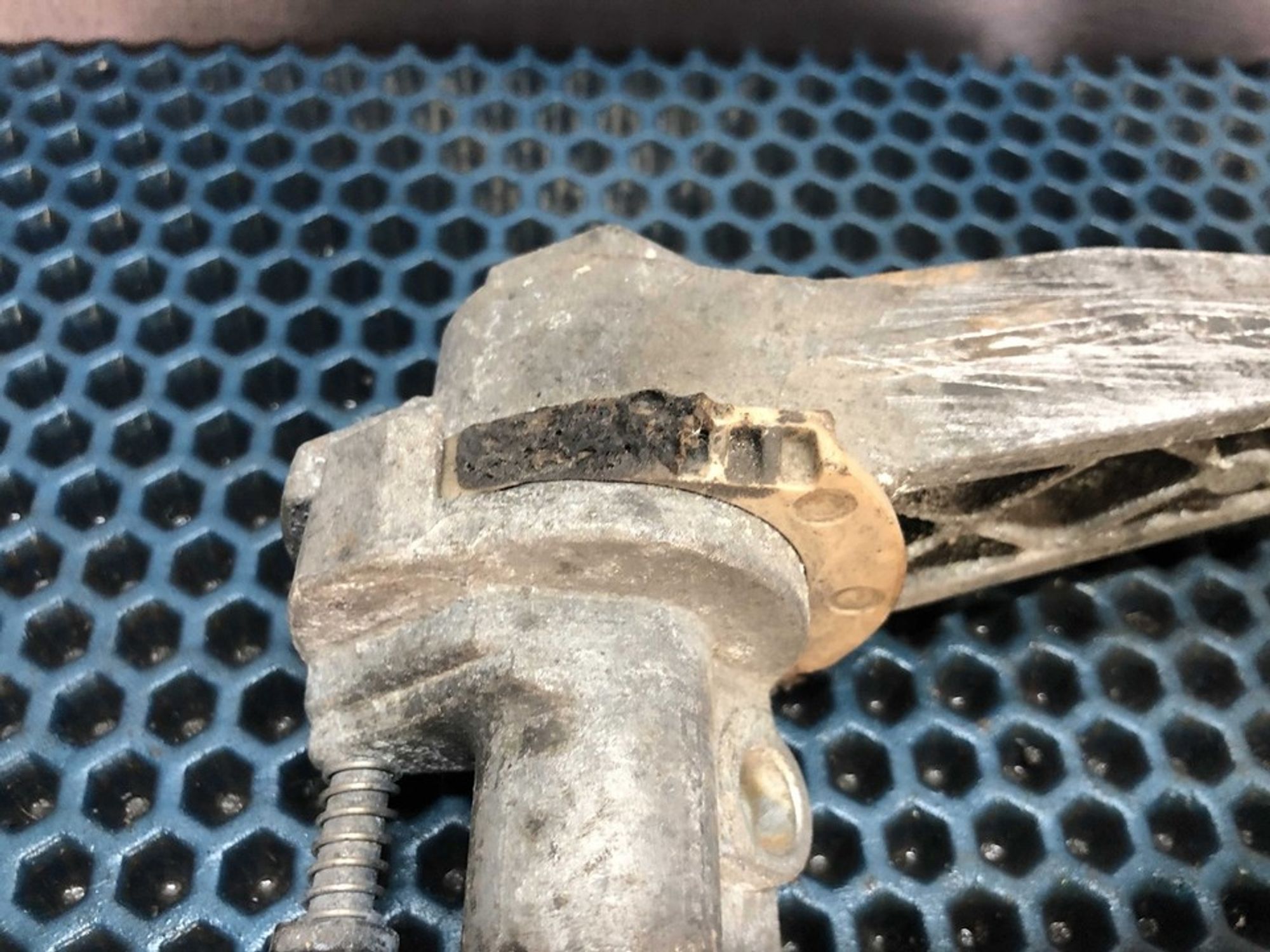 75710158003 Натяжитель приводного ремня Citroen C3 II, 800 рублей, Нижний Новгород