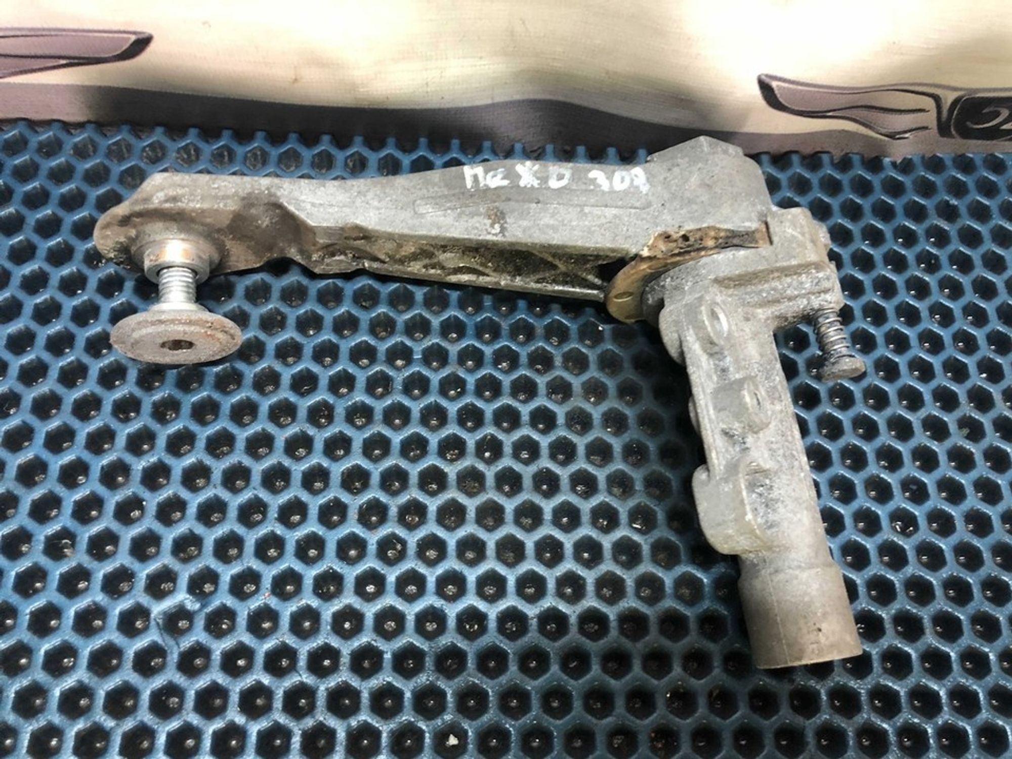 75710158003 Натяжитель приводного ремня Citroen C3 II, 800 рублей, Нижний Новгород