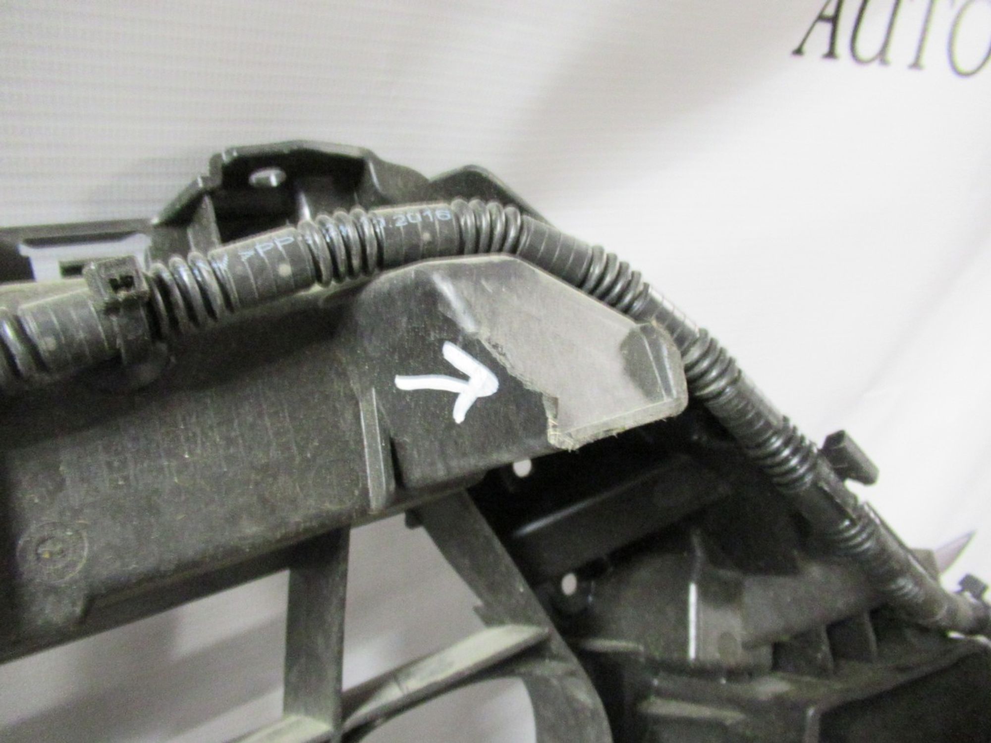 4M0807233C Каркас решетки радиатора Audi Q7 4M, 800 рублей, Нижний Новгород