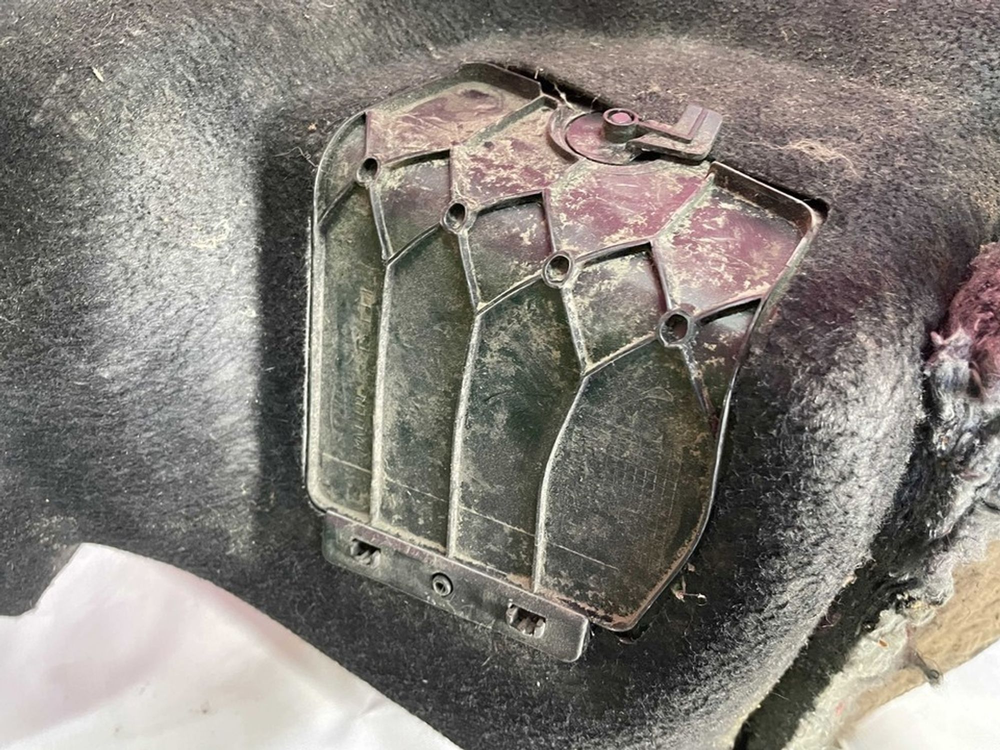 8200128702 Обшивка багажника боковая правая R R..., 700 рублей, Нижний Новгород