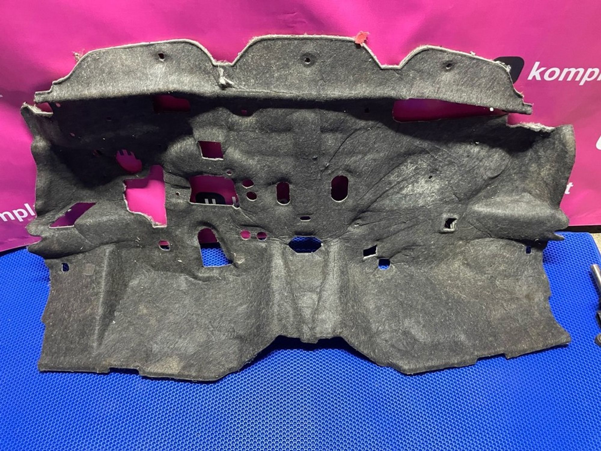 842604L000 Шумоизоляция моторного щита Hyundai Solaris I, 1000 рублей, Нижний Новгород