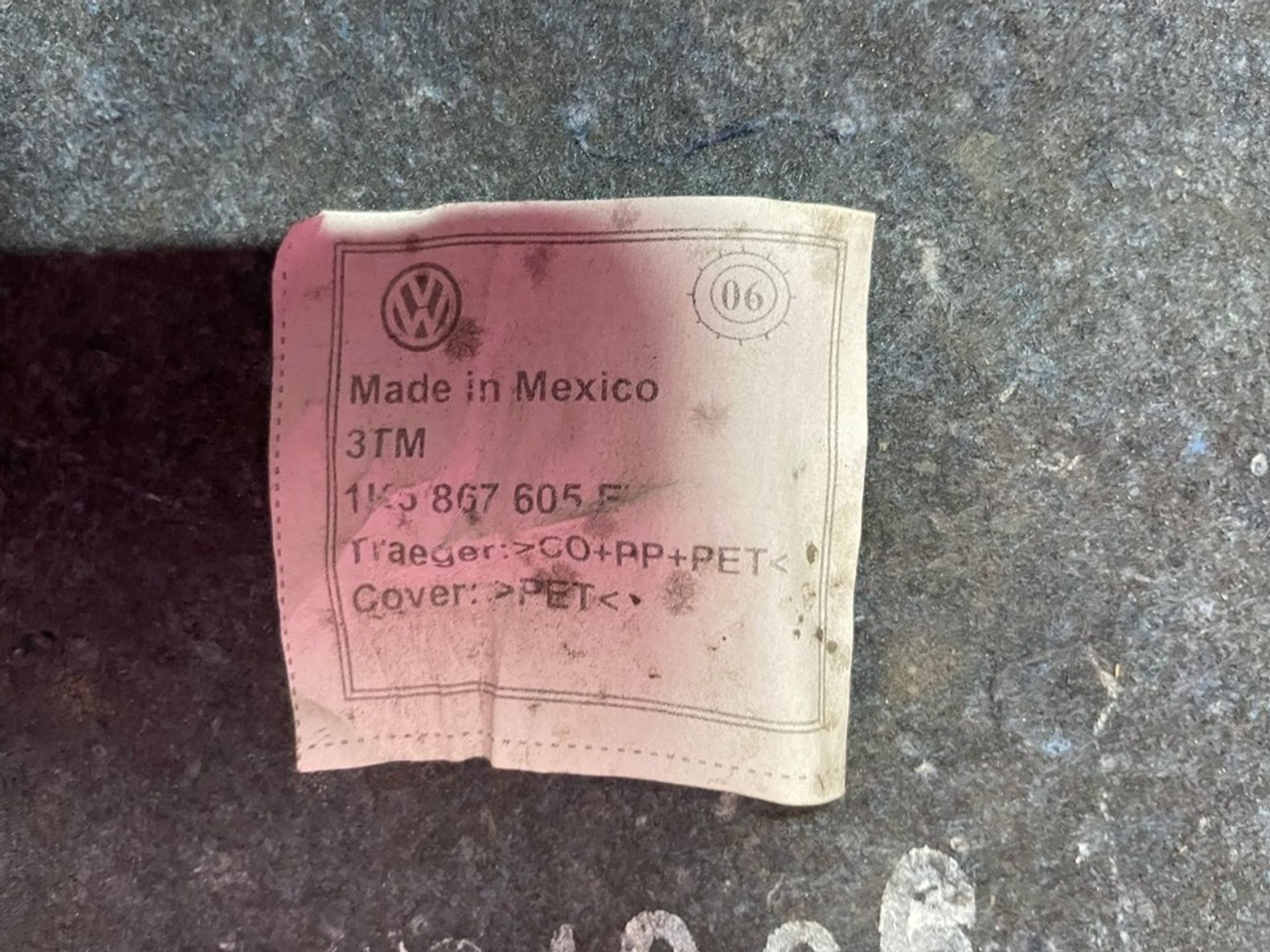 1K5867605 Обшивка двери/крышки багажника Volksw..., 1000 рублей, Нижний Новгород