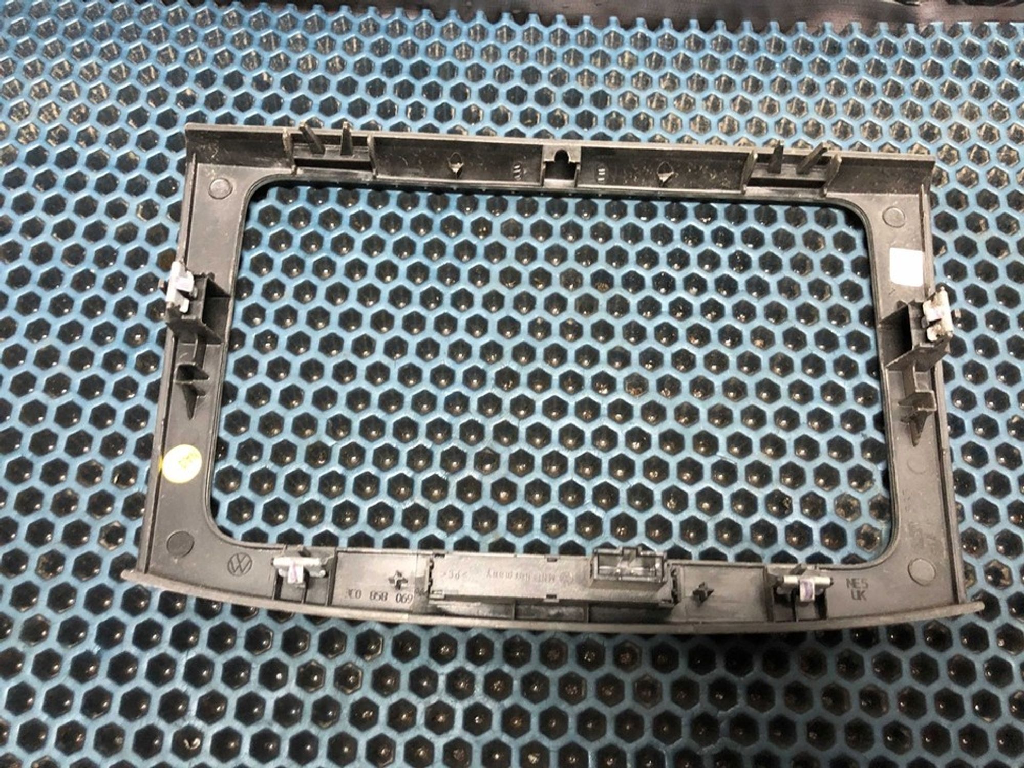 3C0858069AG Рамка магнитолы Volkswagen Passat B6, 900 рублей, Нижний Новгород