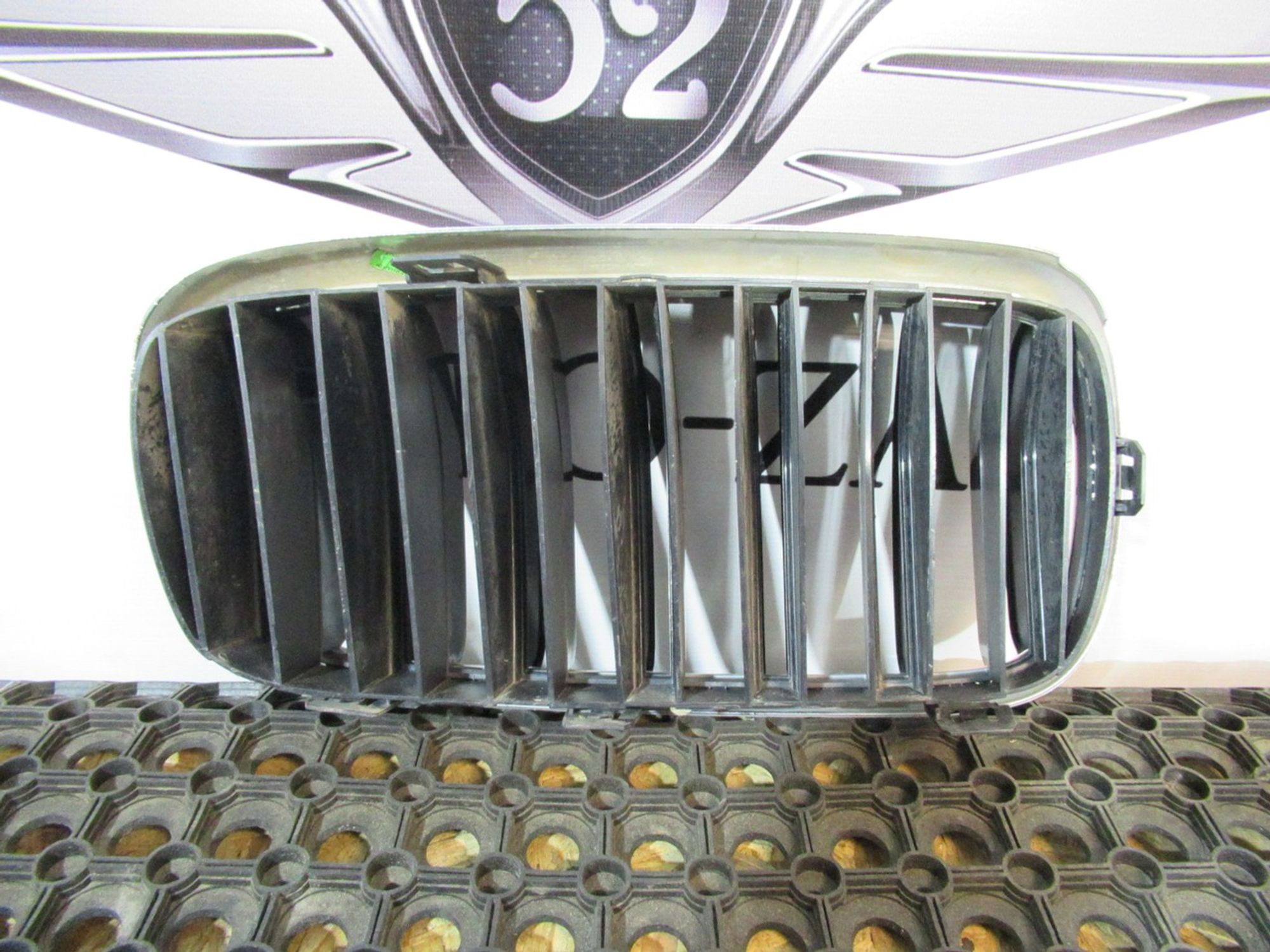 51118056323 Решетка облицовки радиатора левая L BMW X5 F15, 2800 рублей, Нижний Новгород