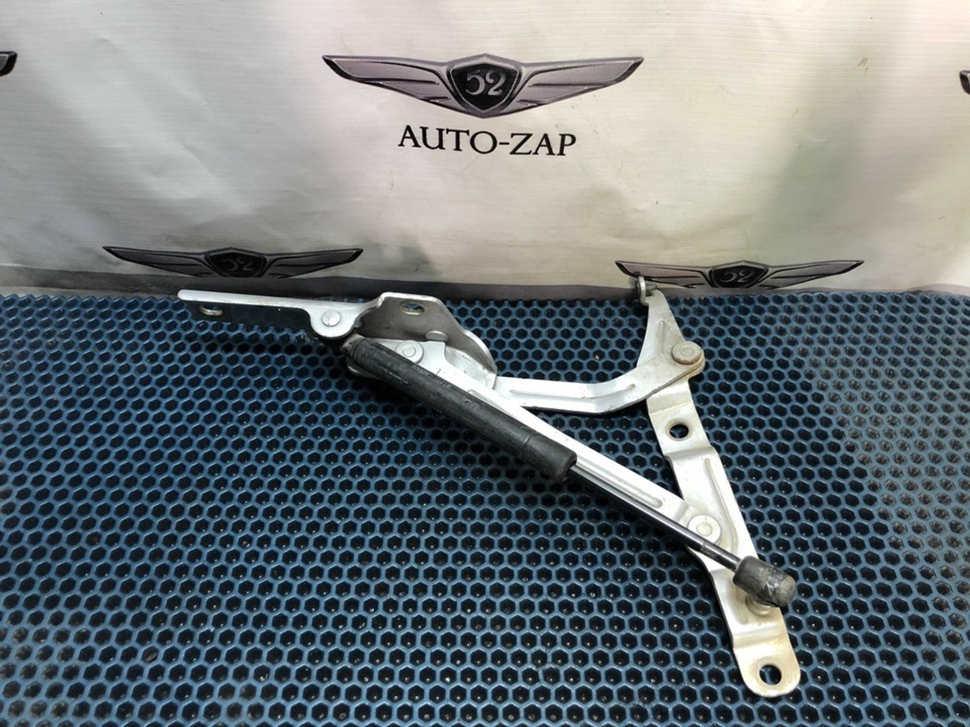 792103D000 Петля двери/крышки багажника с газовым упором левая L Hyundai Sonata IV EF, 600 рублей, Нижний Новгород