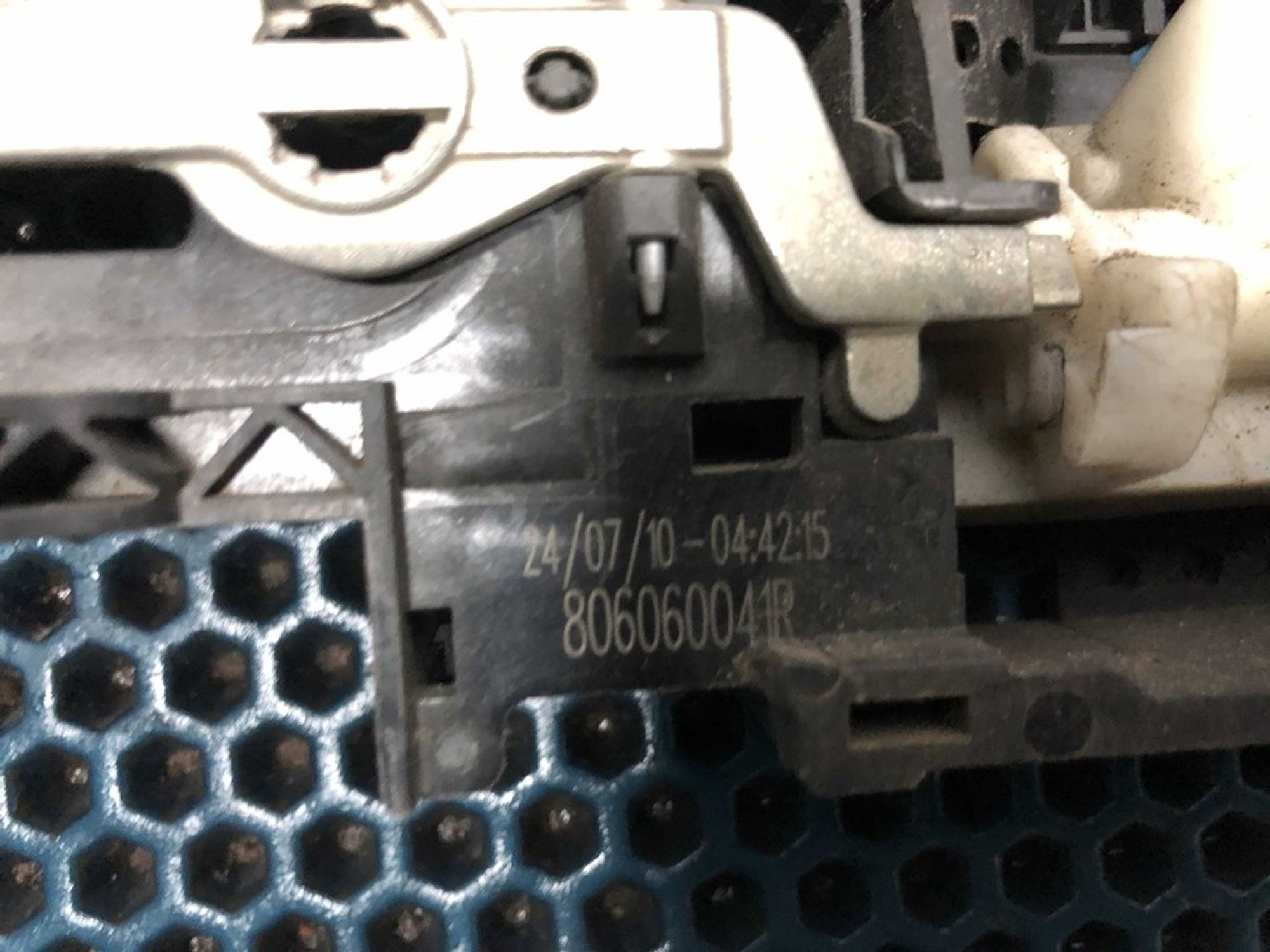 806060041 Кронштейн ручки двери наружней правой R Renault Megane III, 900 рублей, Нижний Новгород