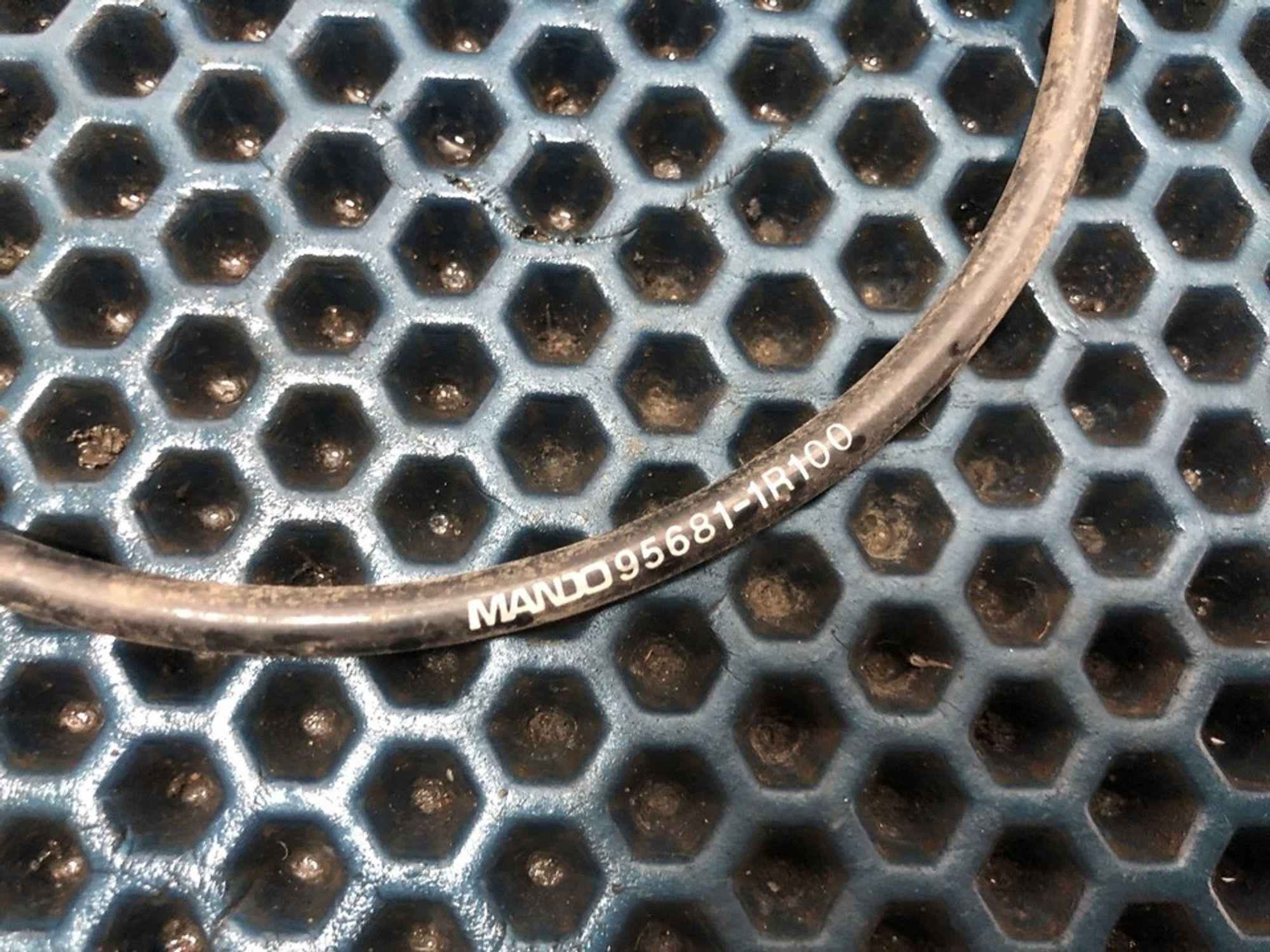 956811R100 Датчик ABS задний правый R Hyundai Solaris I, 800 рублей, Нижний Новгород