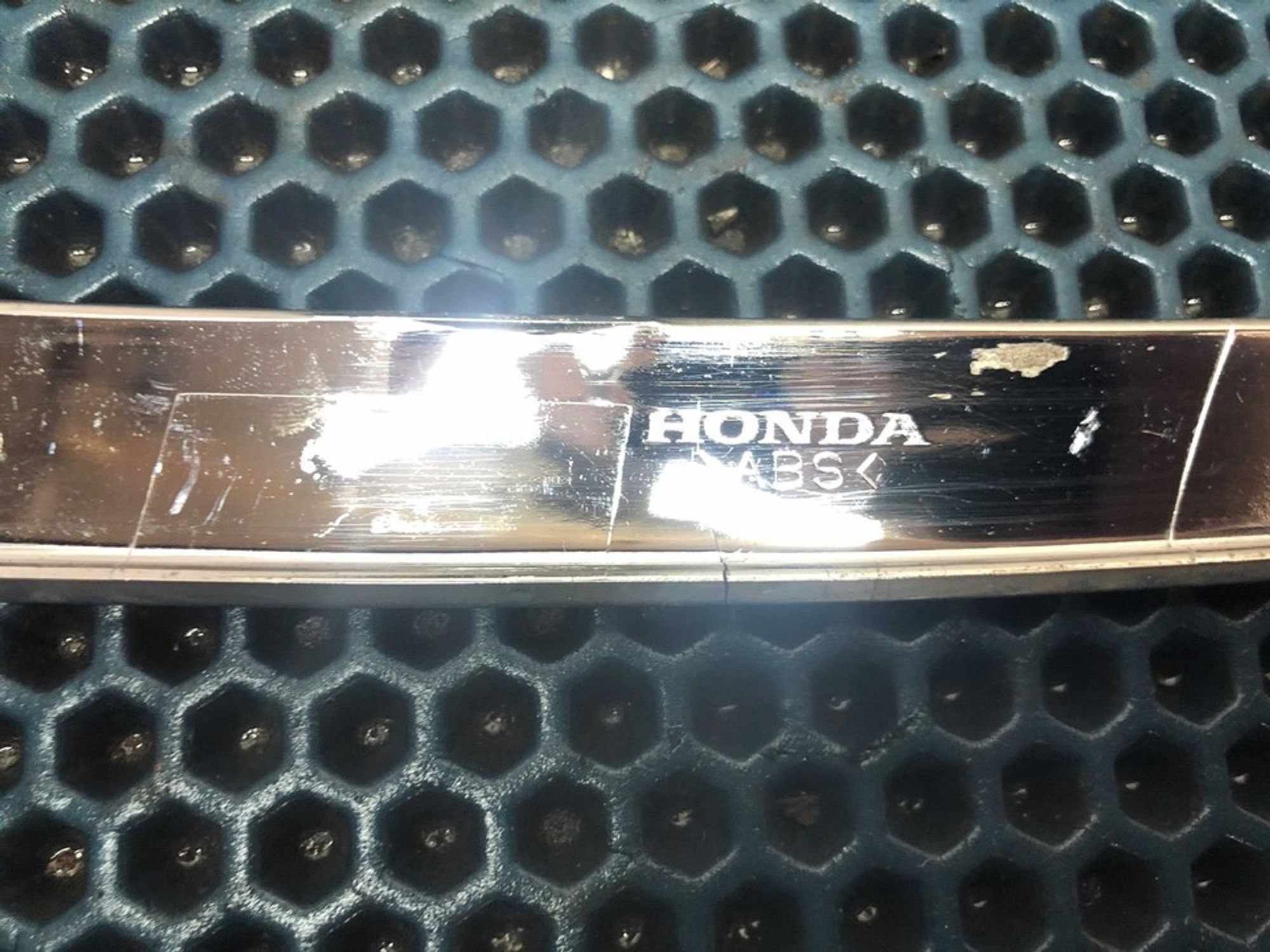 71125TL0G51 Молдинг решетки нижний правый R Honda Accord VIII, 700 рублей, Нижний Новгород