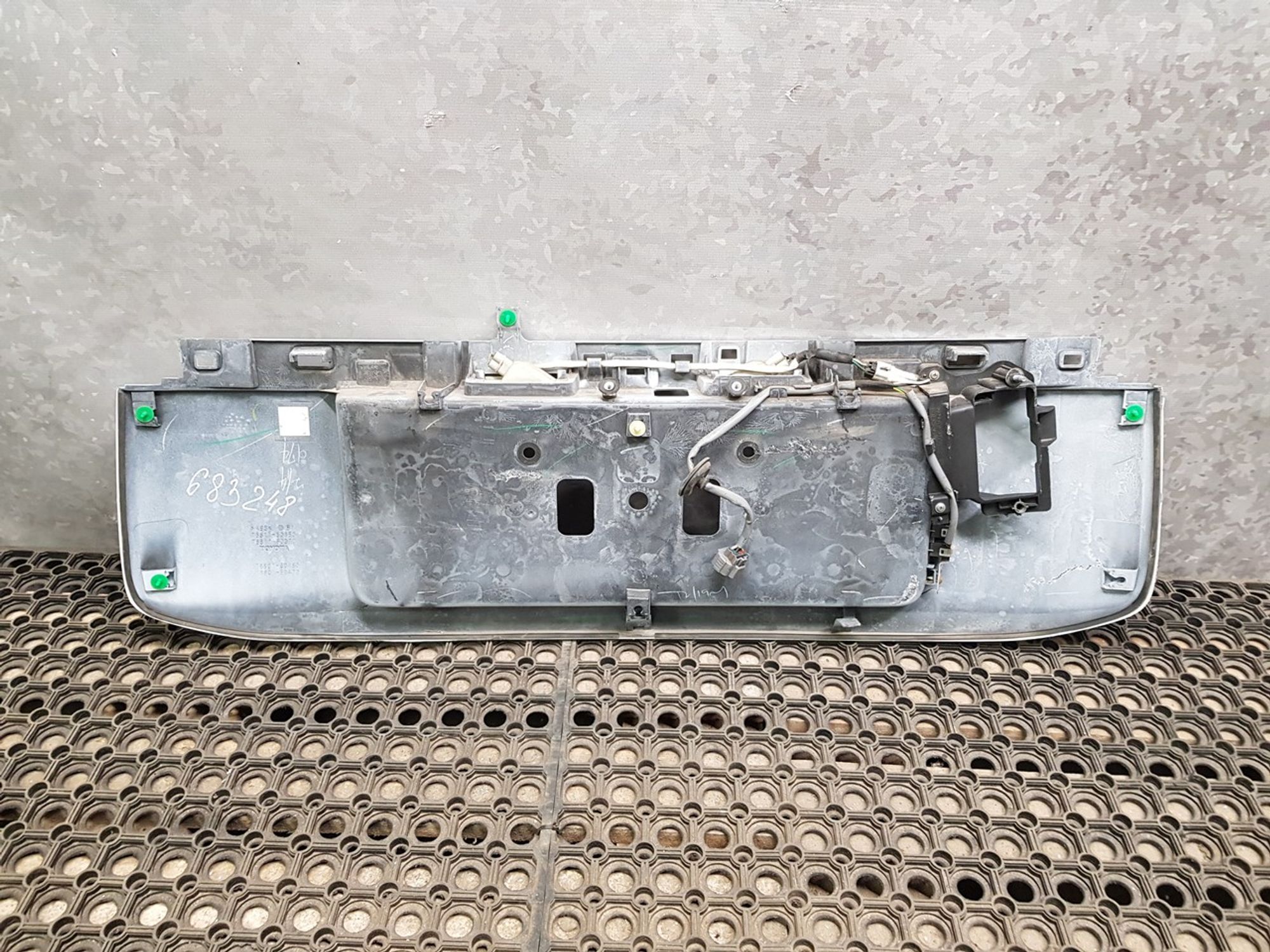 7681160360 Накладка крышки багажника Toyota Land Cruiser Prado 150, 2700 рублей, Нижний Новгород