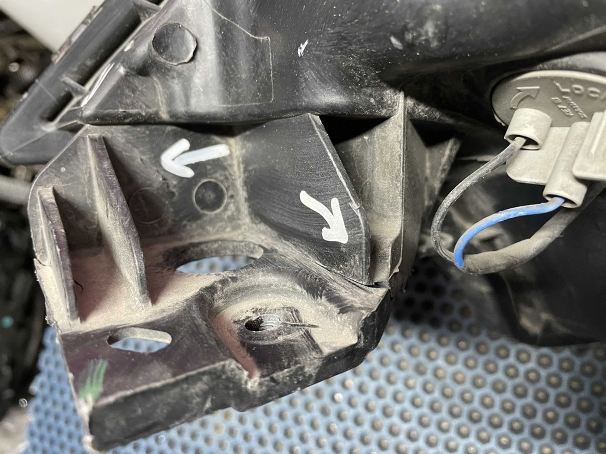 8301C854 Фара правая R Mitsubishi Outlander III, 7400 рублей, Нижний Новгород