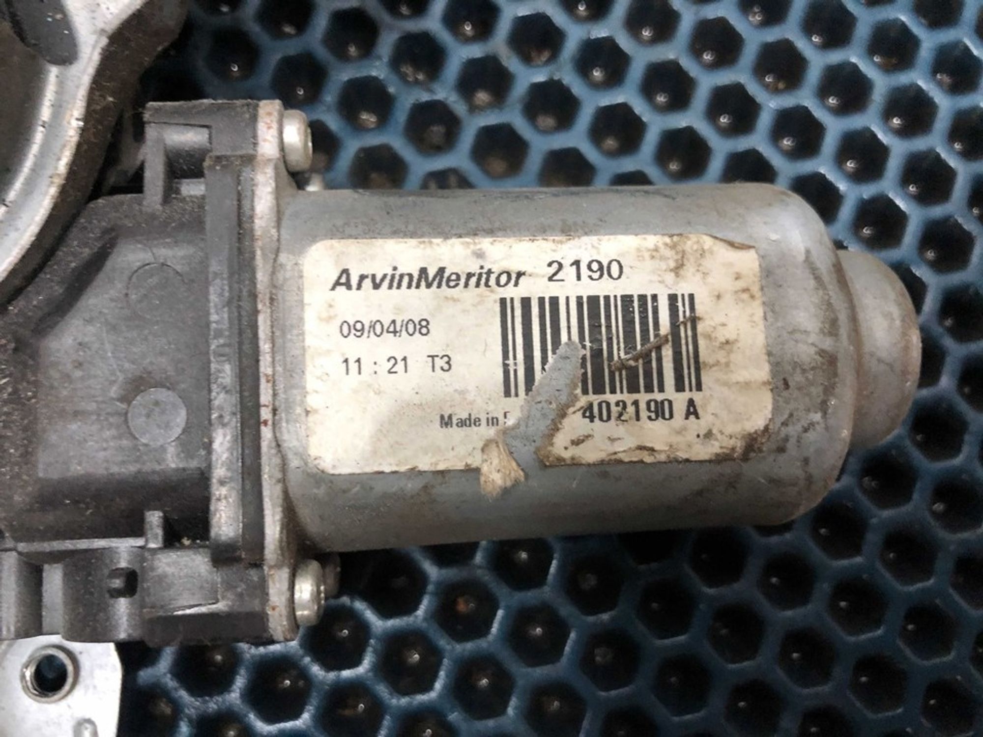 402190A Стеклоподъемник электрический задний правый R Nissan Qashqai J10, 1200 рублей, Нижний Новгород