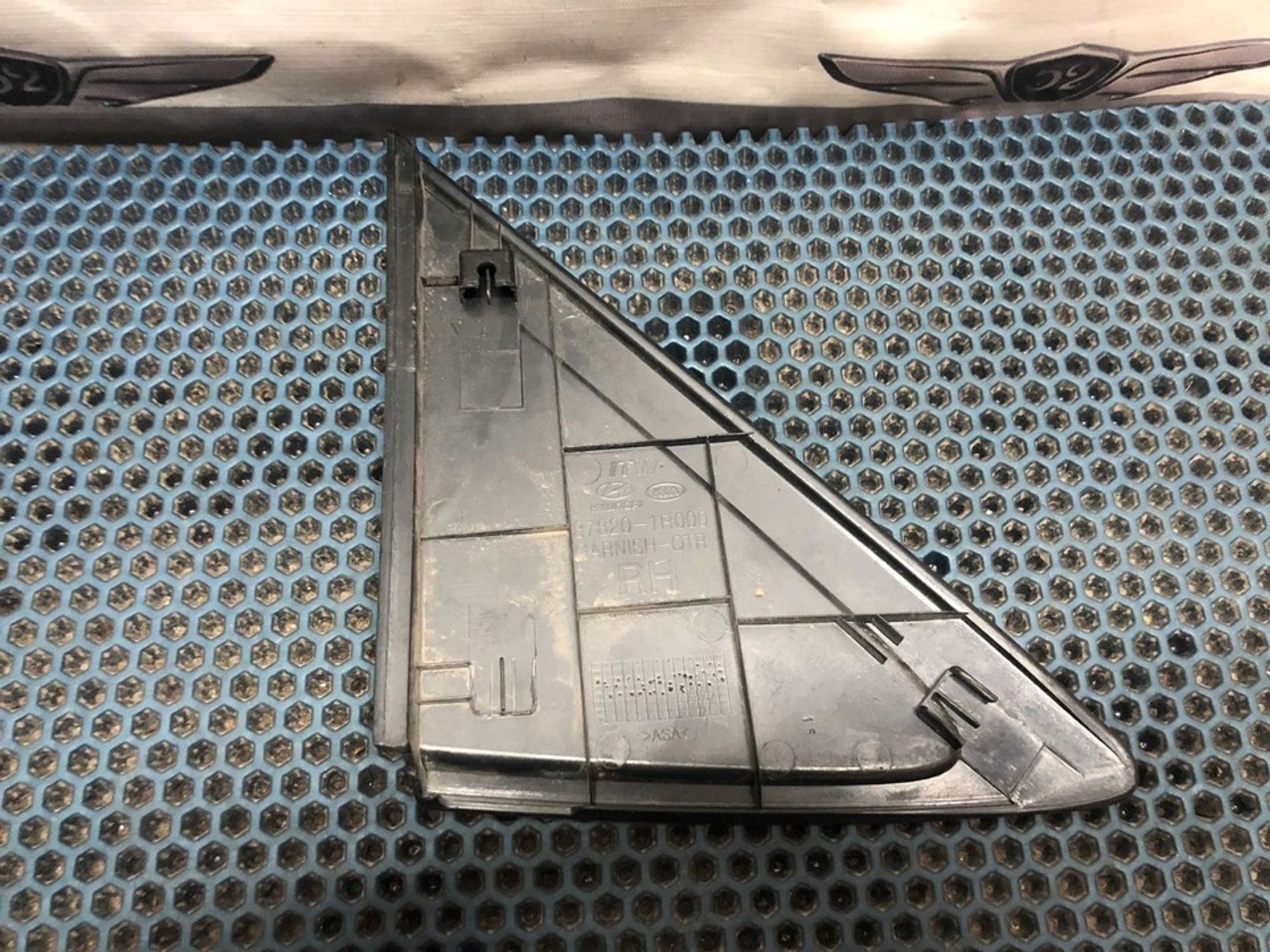 878201R000 Накладка заднего крыла правого R Hyundai Solaris I, 250 рублей, Нижний Новгород