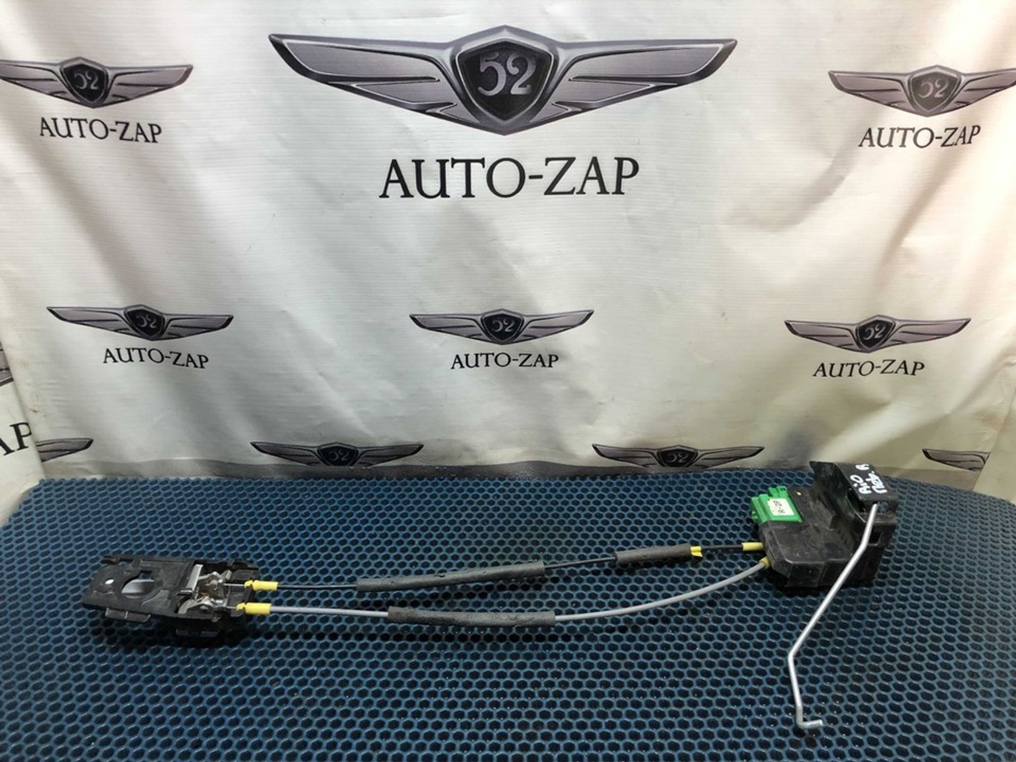 813204L020 Замок двери передней правой R Hyundai Solaris I, 1000 рублей, Нижний Новгород