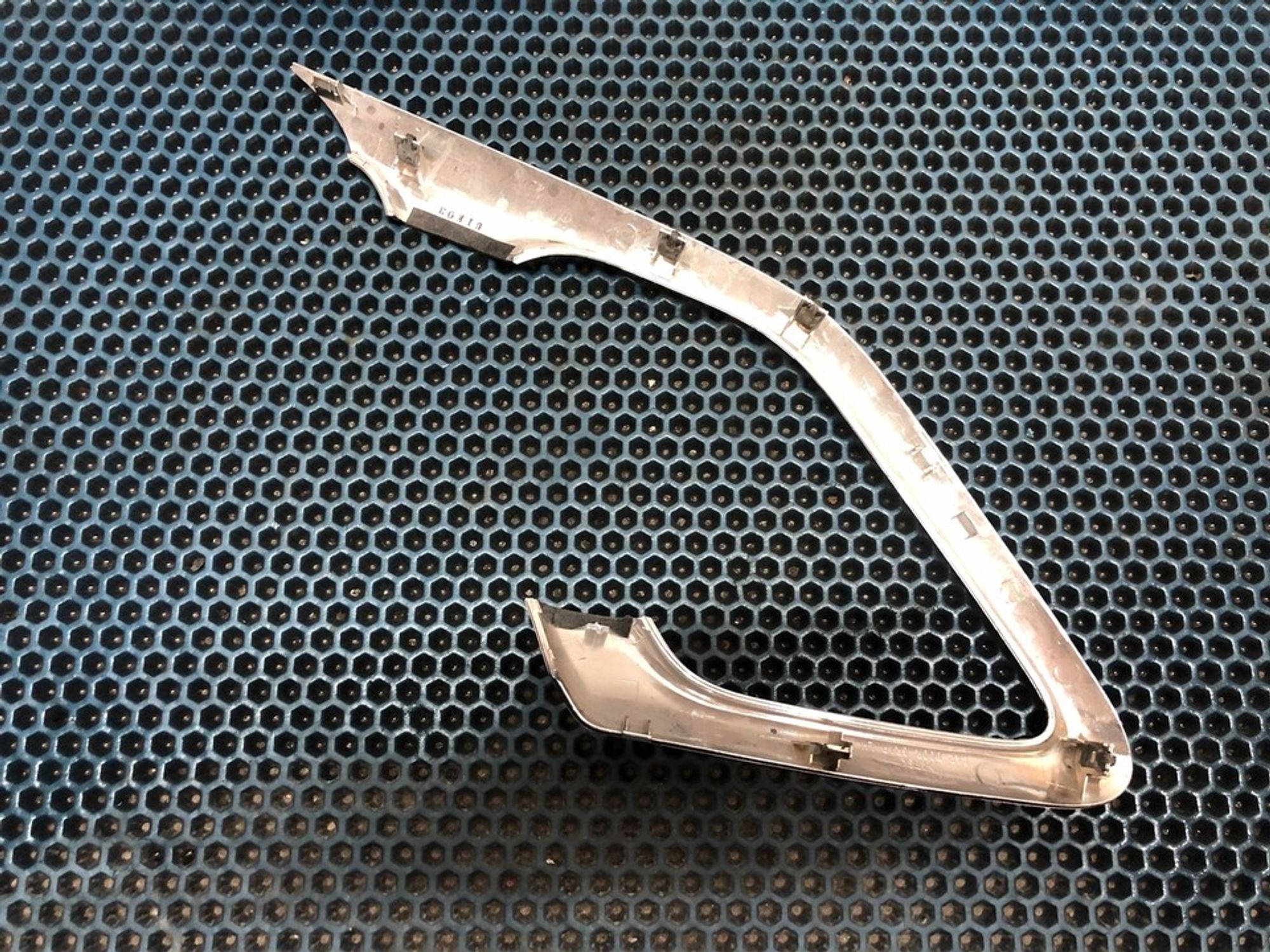 80945JF00A Накладка ручки двери внутренняя Nissan GT-R, 2000 рублей, Нижний Новгород