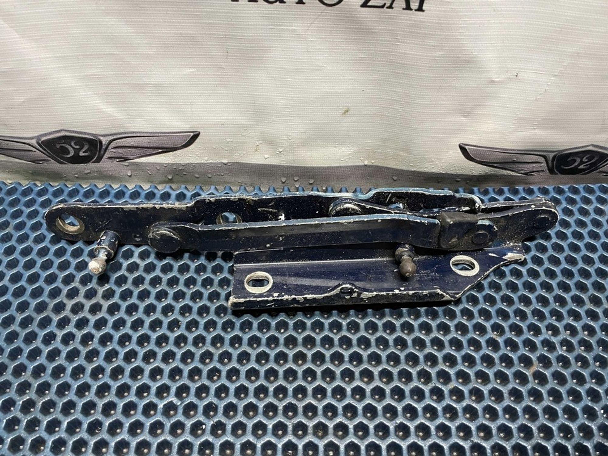 893827302 Петля капота правая R Audi 80 B3, 400 рублей, Нижний Новгород