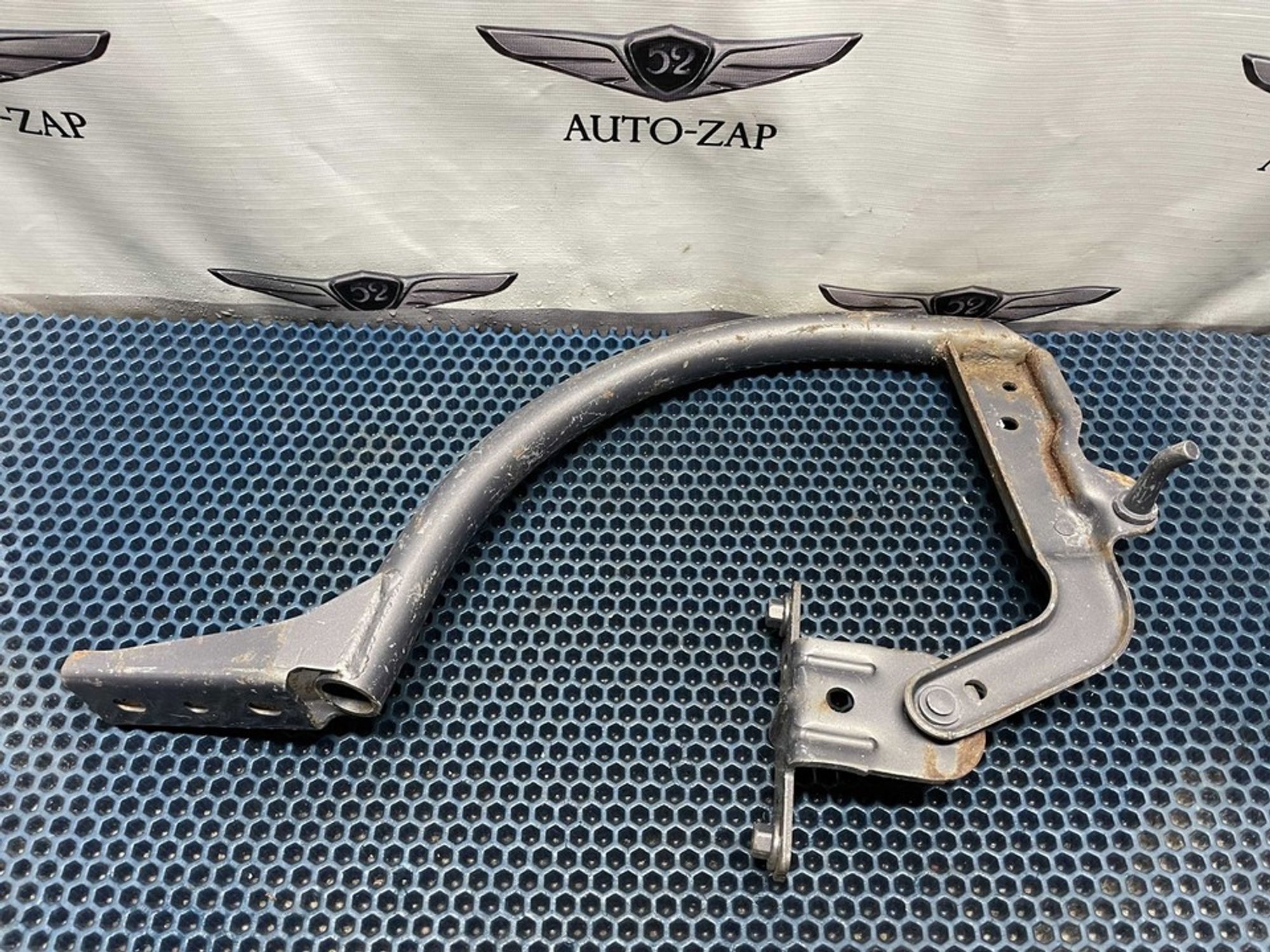 CM51F42701AF Петля крышки багажника левая L Ford Focus III, 1300 рублей, Нижний Новгород