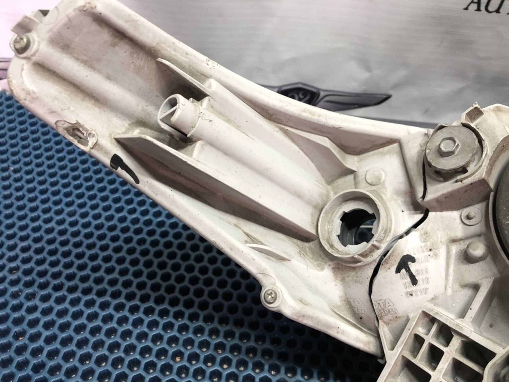 8117048A30 Фара левая L Toyota Highlander U40, 3000 рублей, Нижний Новгород