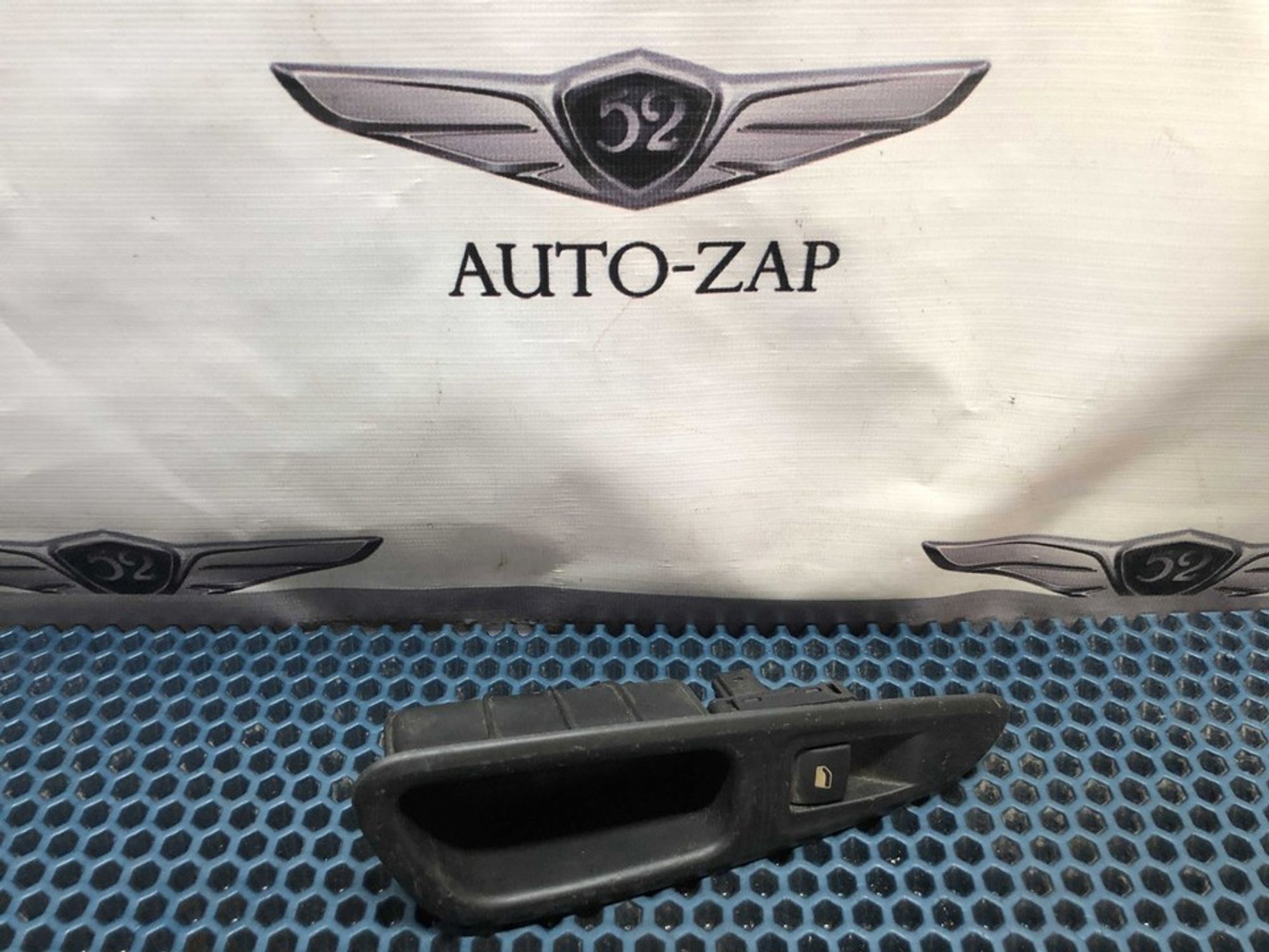 96565185XT Кнопка стеклоподъемника Peugeot 308 I, 500 рублей, Нижний Новгород