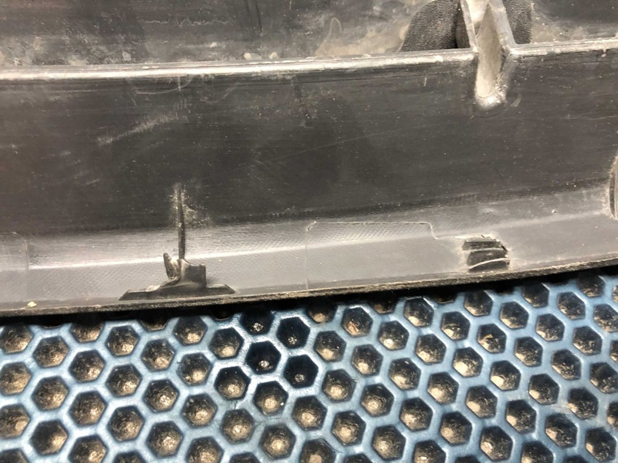 21900280305600 Решетка радиатора Lada Granta, 700 рублей, Нижний Новгород