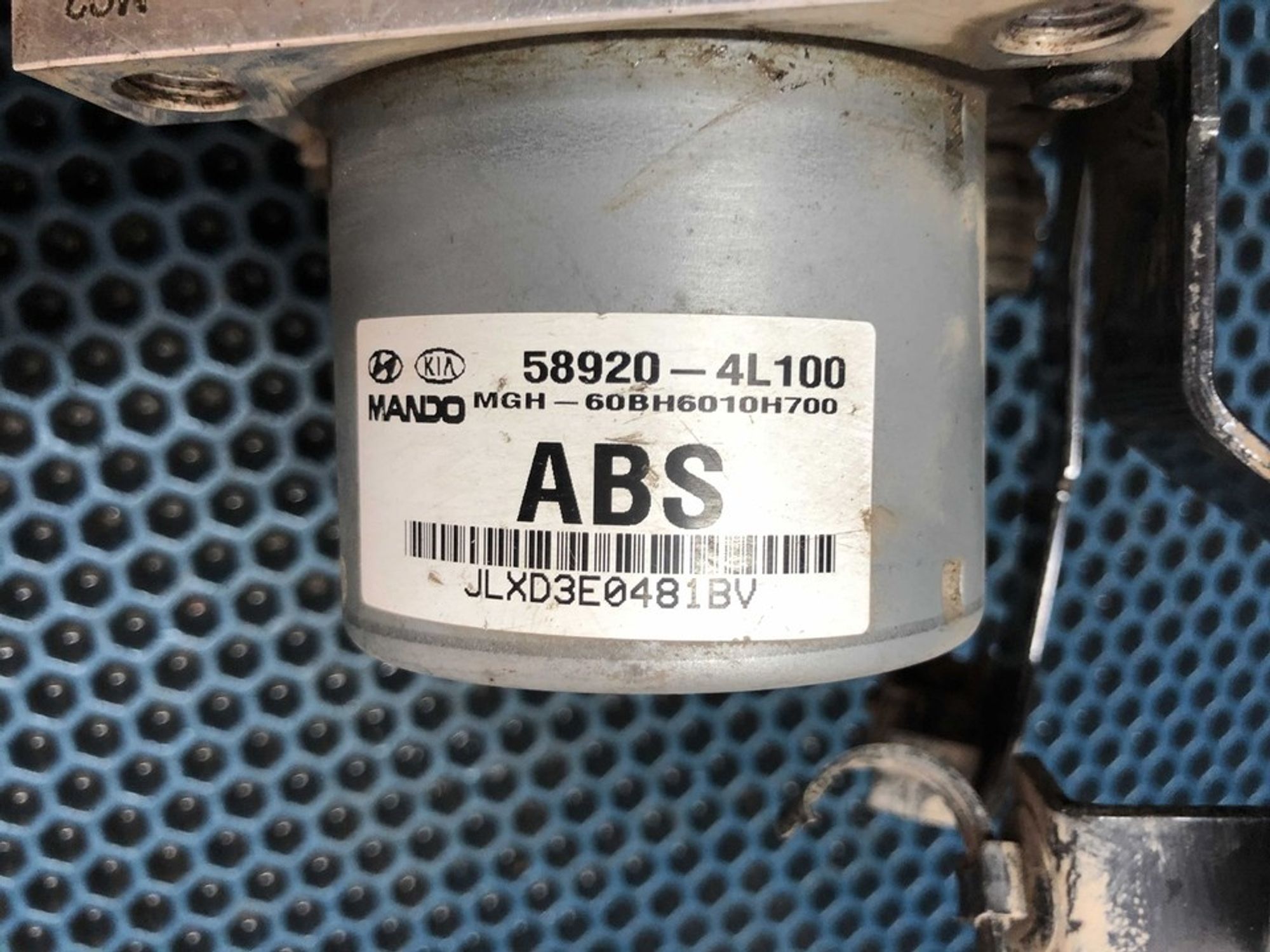 589204L100 Блок ABS (насос) Hyundai Solaris I, 1000 рублей, Нижний Новгород