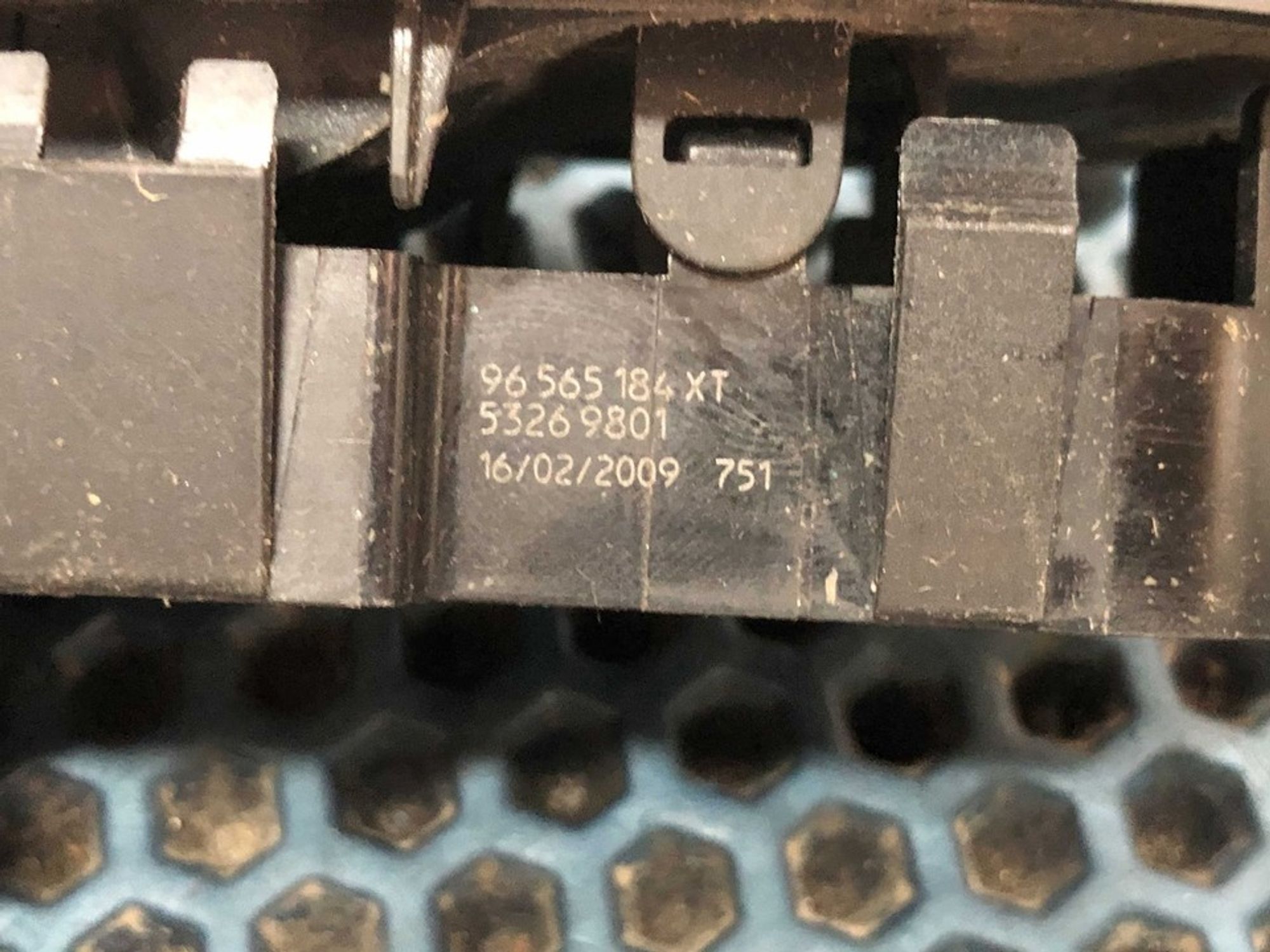 96565184XT Кнопка стеклоподъемника Peugeot 308 I, 500 рублей, Нижний Новгород