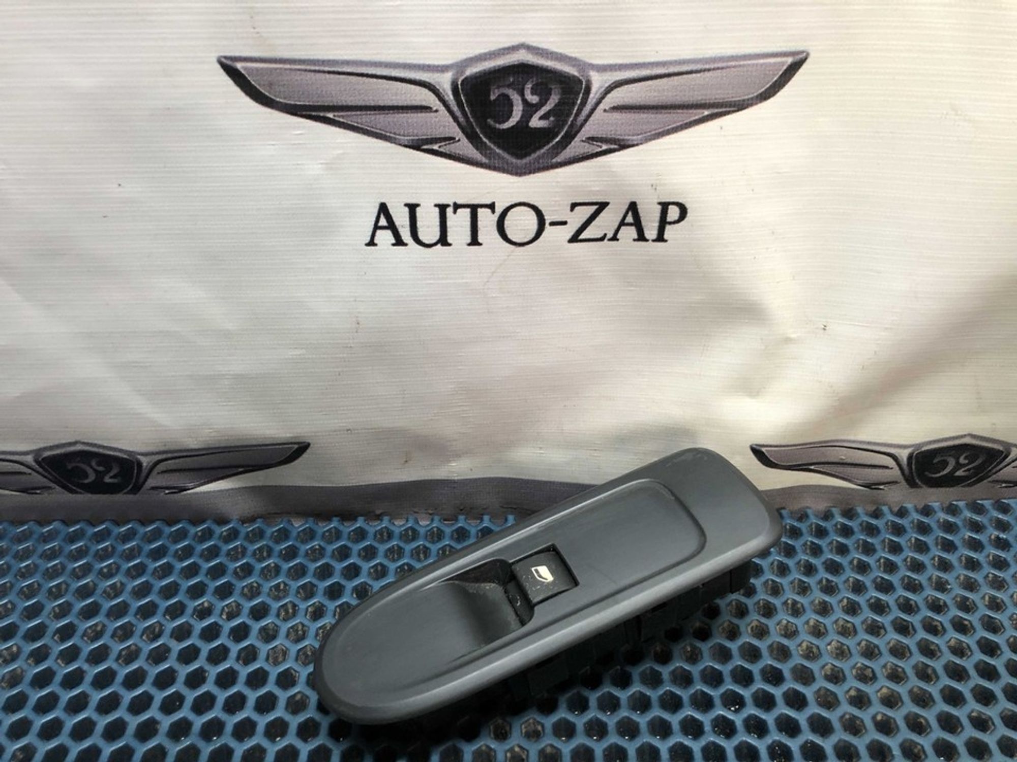 96565184XT Кнопка стеклоподъемника Peugeot 308 I, 500 рублей, Нижний Новгород