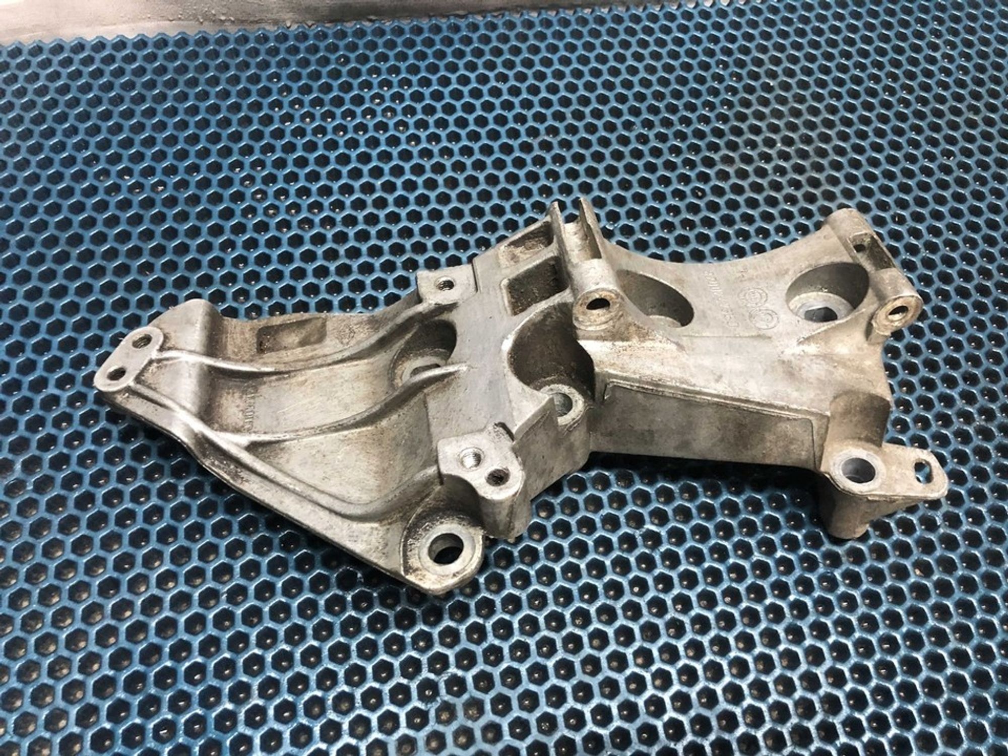 8200242569 Кронштейн генератора Renault Megane II, 800 рублей, Нижний Новгород