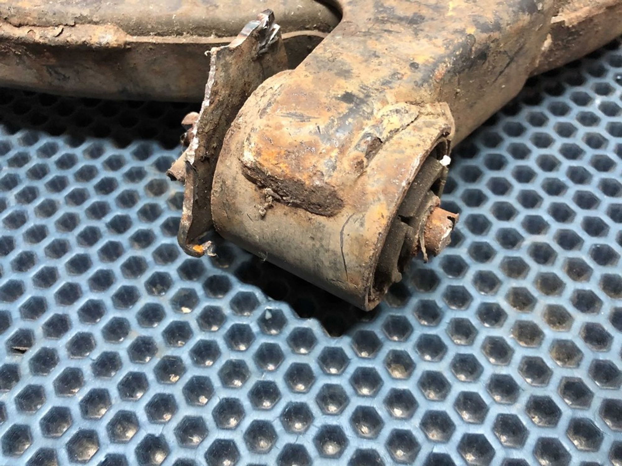 0K2NA34350 Рычаги передний левый L Kia Carens I, 1000 рублей, Нижний Новгород