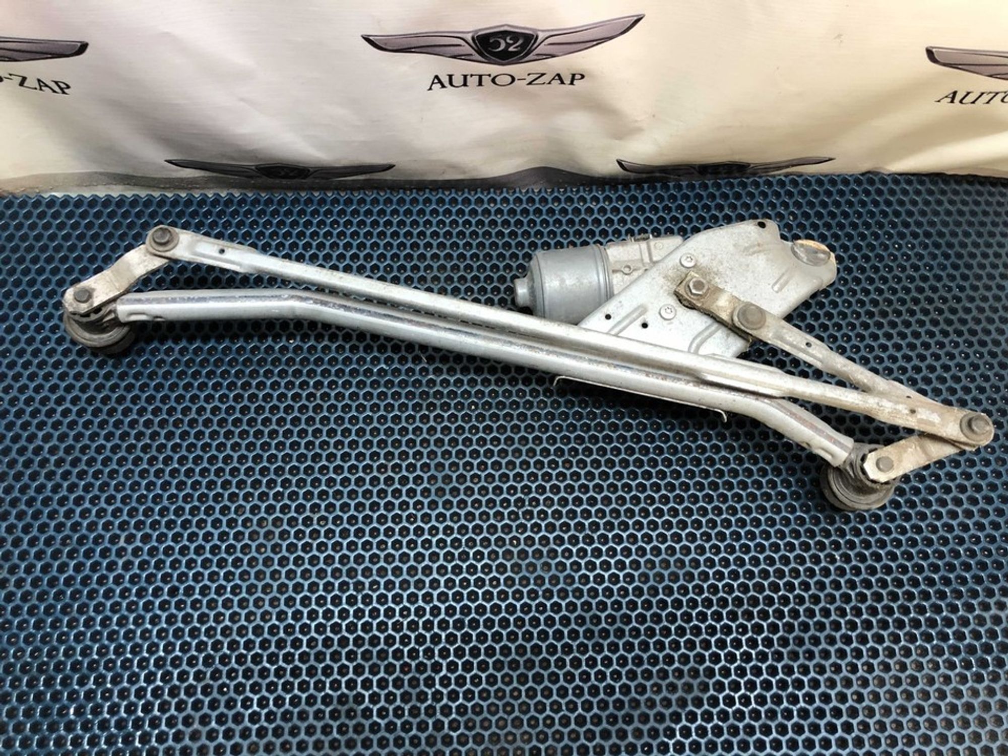 8200619512 Трапеция стеклоочистителей с моторчиком Renault Duster I, 1000 рублей, Нижний Новгород