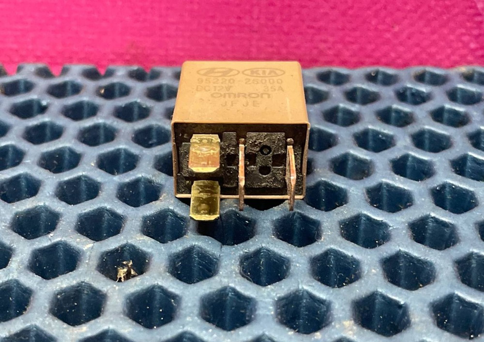 952202S000 Реле Hyundai Solaris I, 500 рублей, Нижний Новгород