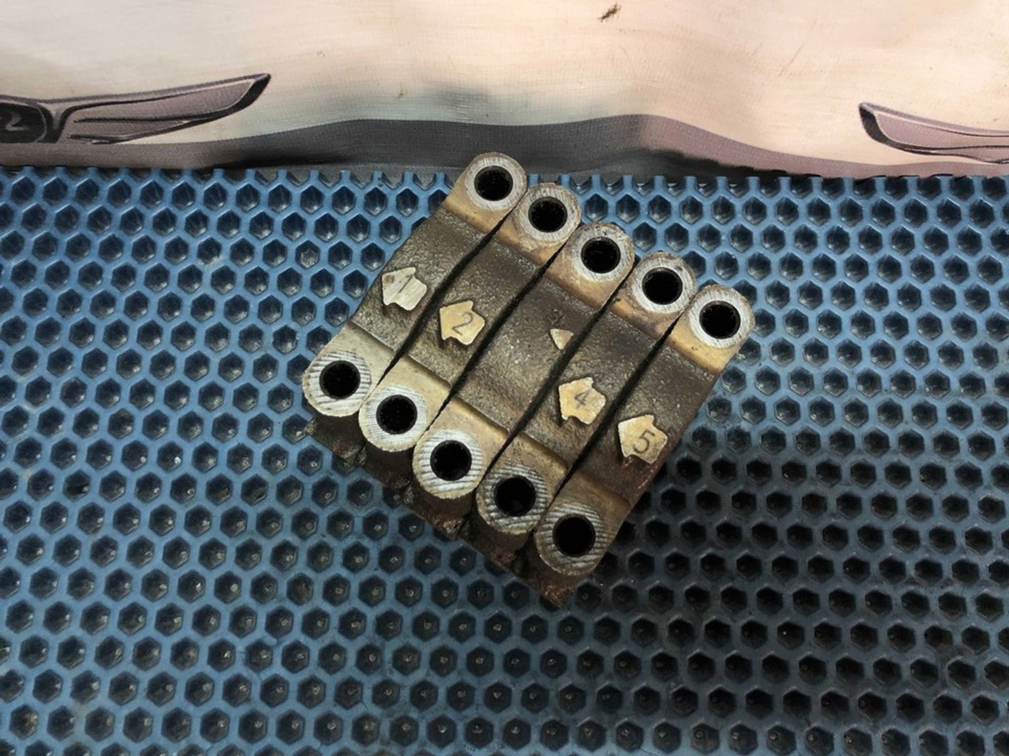 Комплект бугелей коленвала Hyundai Solaris I, 2000 рублей, Нижний Новгород