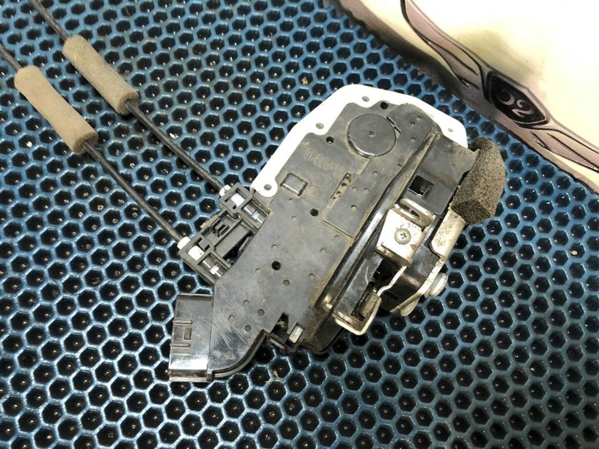 825014AA0B Замок двери задней левой L Nissan Almera III, 1500 рублей, Нижний Новгород