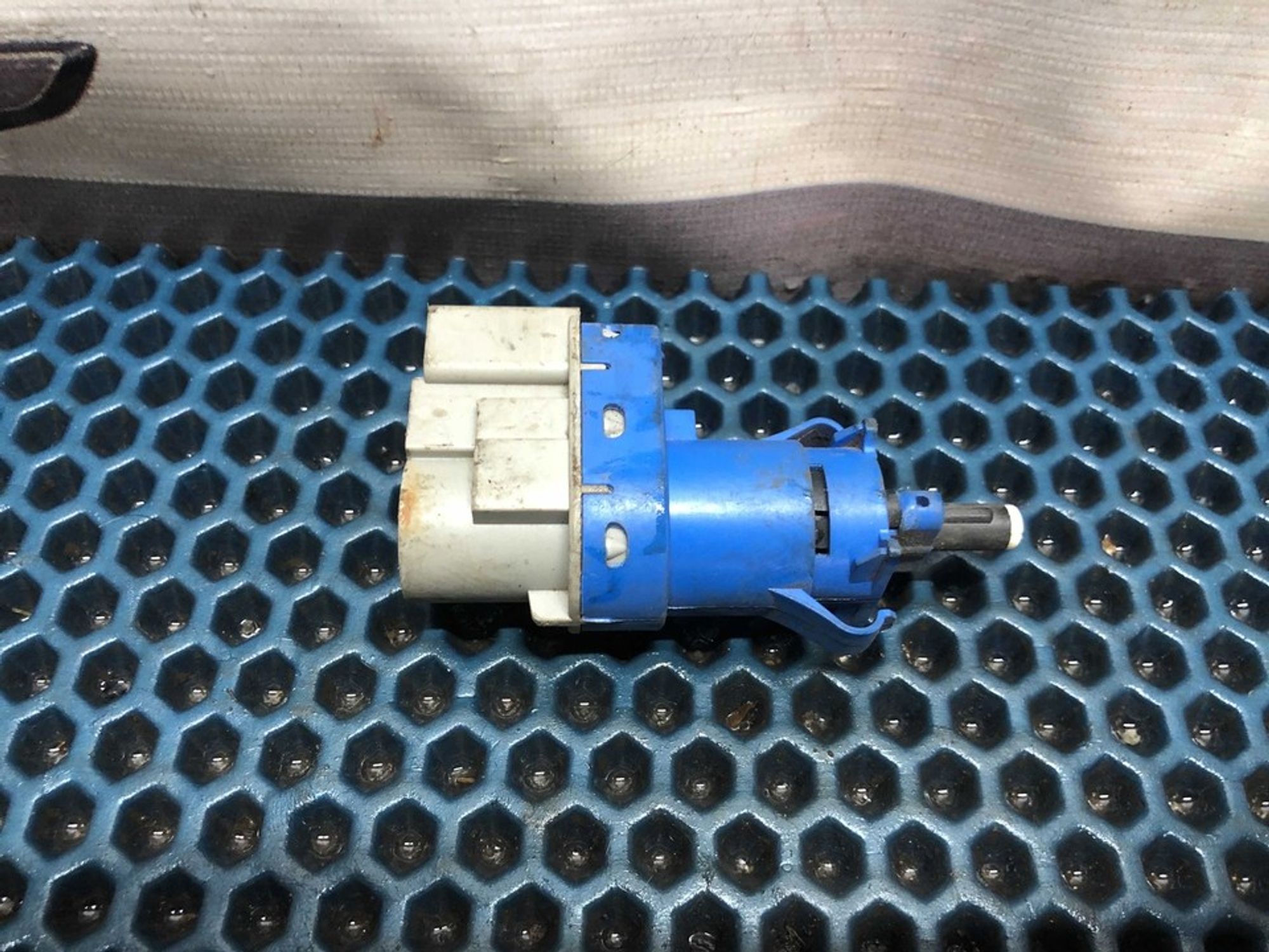 8T4T96854AA Датчик положения педали тормоза Ford Focus III, 700 рублей, Нижний Новгород