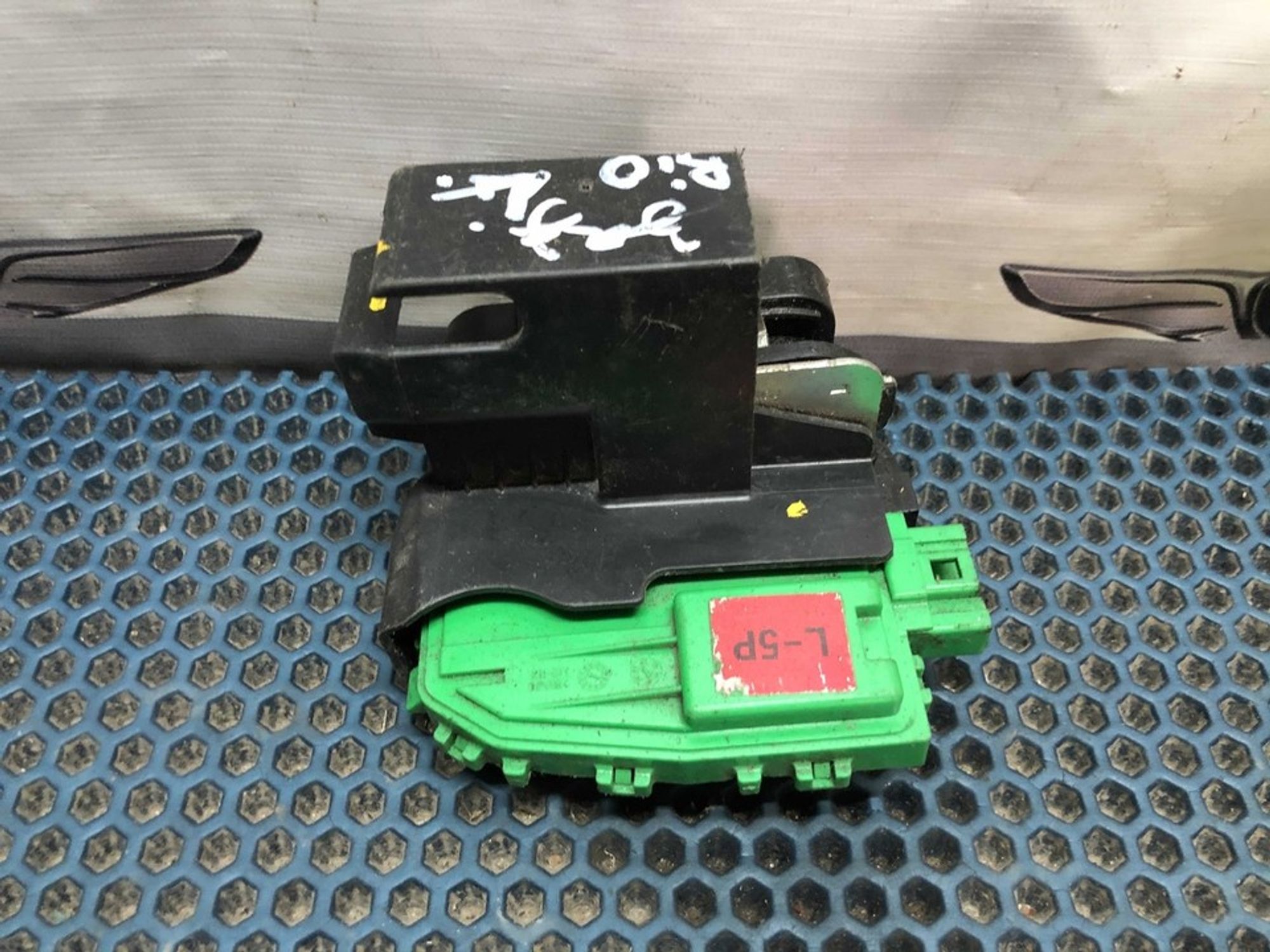 814101R020 Замок двери задней левой L Hyundai Solaris I, 900 рублей, Нижний Новгород