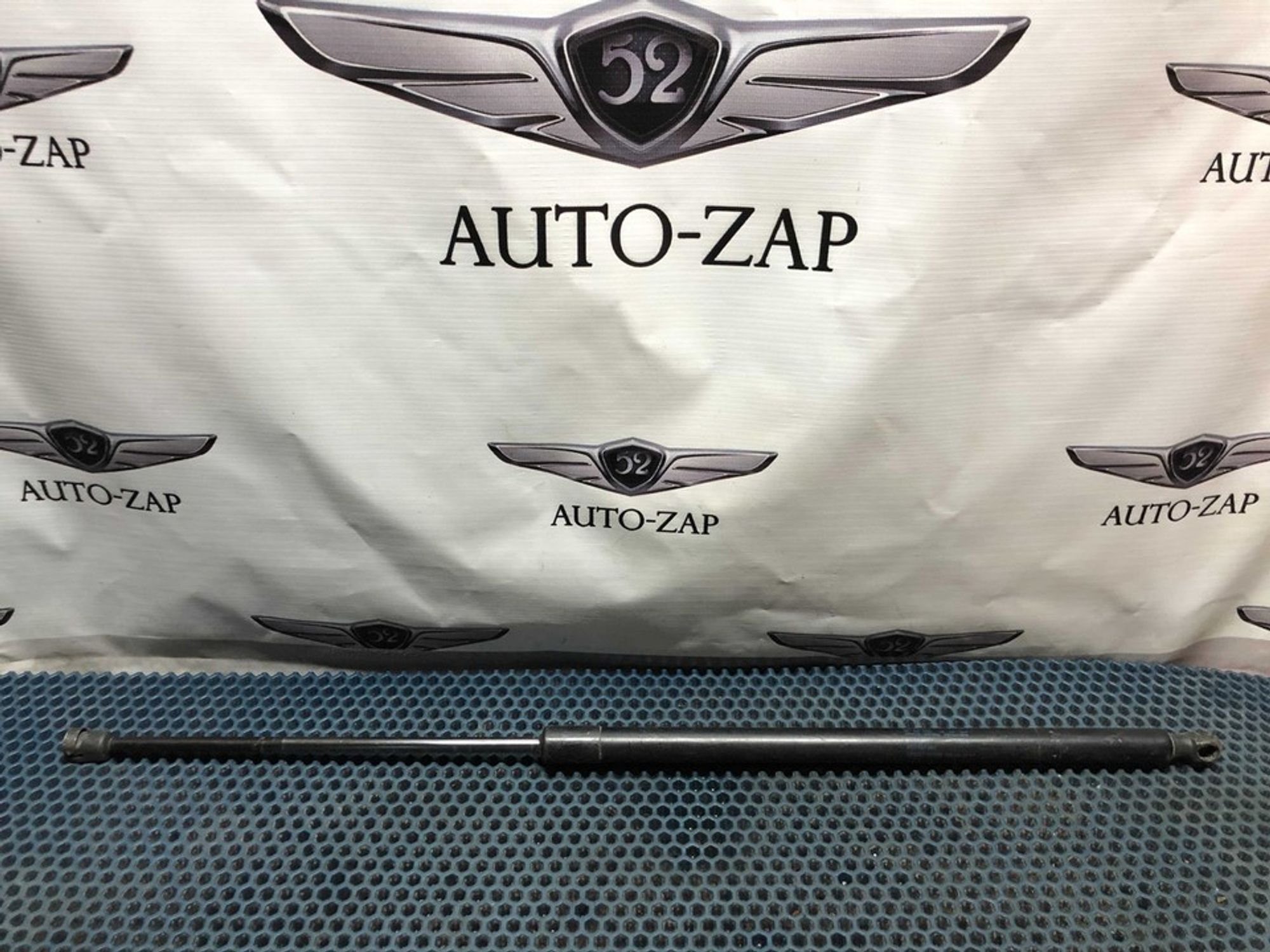 2K0827550 Амортизатор багажника Volkswagen Caddy III, 800 рублей, Нижний Новгород