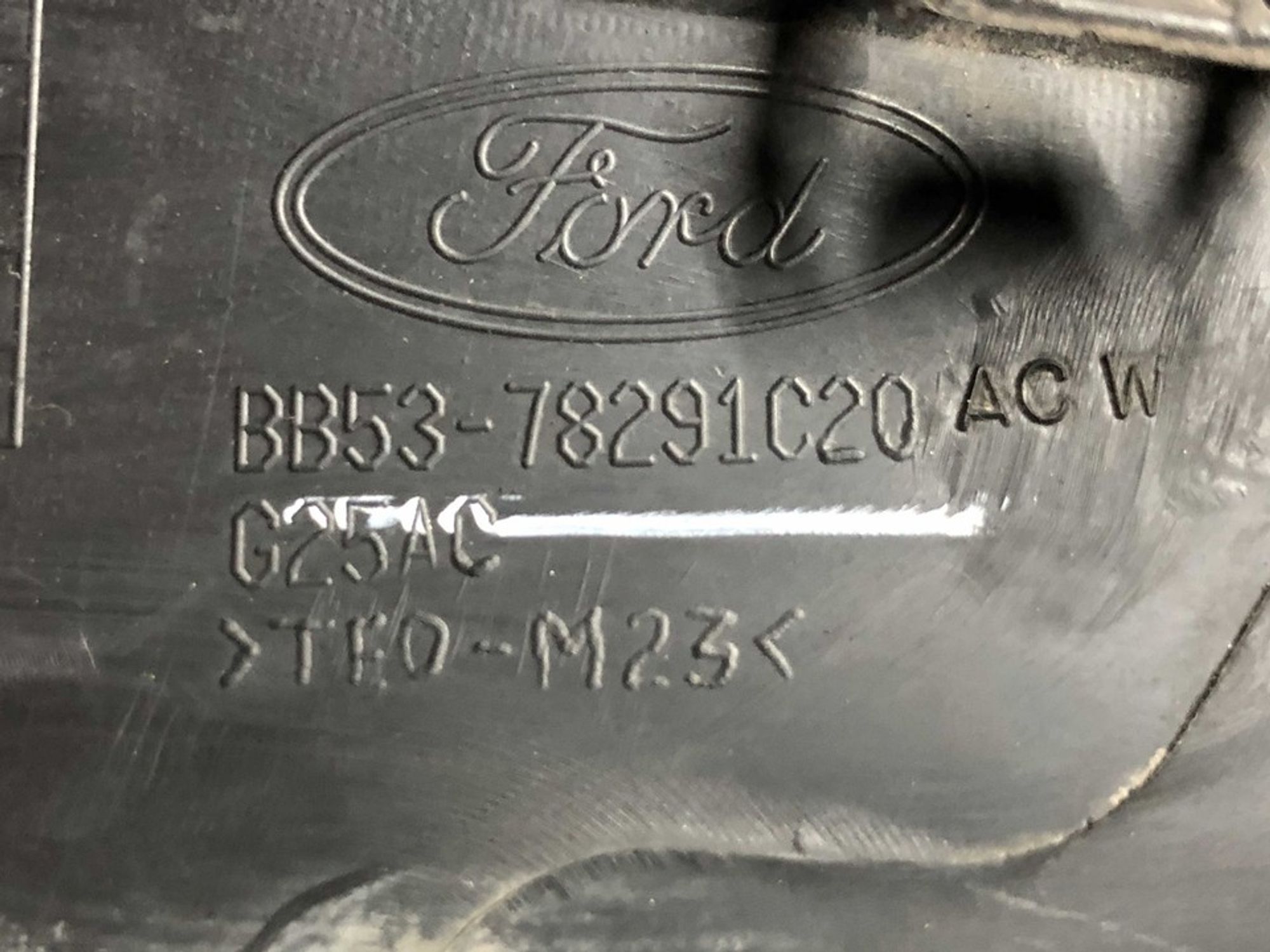 BB5378291C20 Расширитель крыла задний правый R Ford Explorer V, 1000 рублей, Нижний Новгород