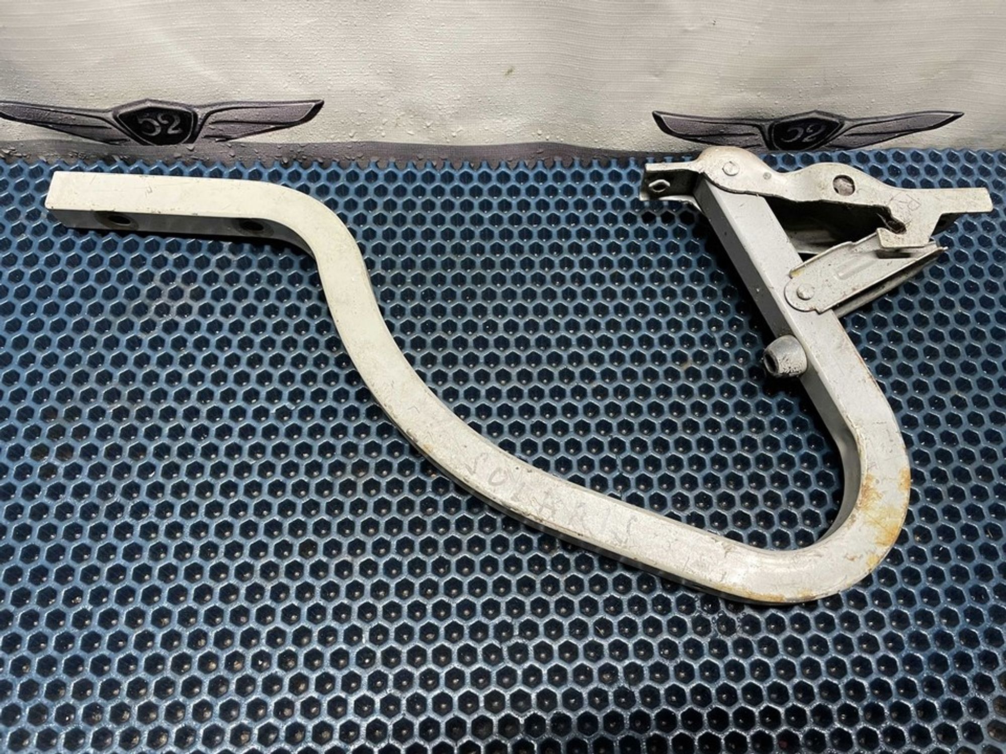 792204L000 Петля крышки багажника правая R Hyundai Solaris I, 900 рублей, Нижний Новгород