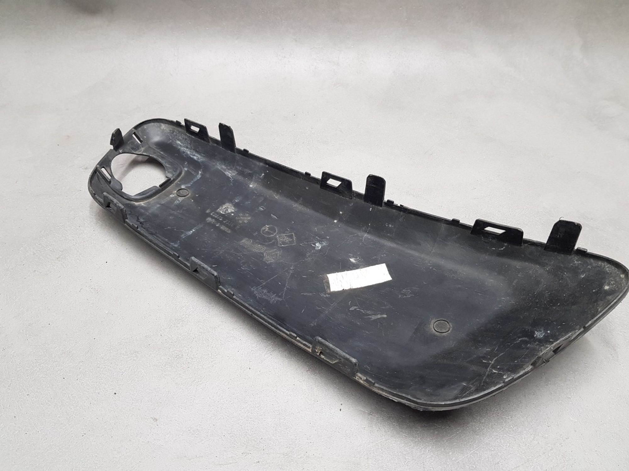 620757336R Молдинг бампера переднего правый R Renault Sandero II, 500 рублей, Нижний Новгород