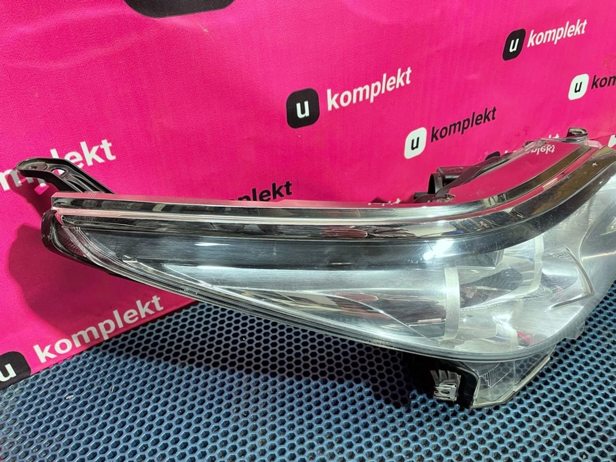 811300KG31 Фара правая R Toyota Fortuner II, 17000 рублей, Нижний Новгород