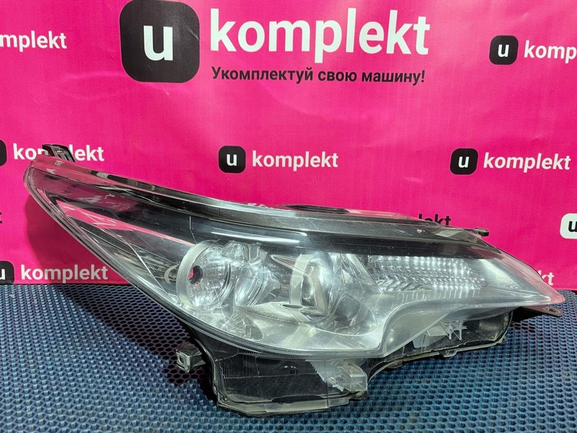 811300KG31 Фара правая R Toyota Fortuner II, 17000 рублей, Нижний Новгород