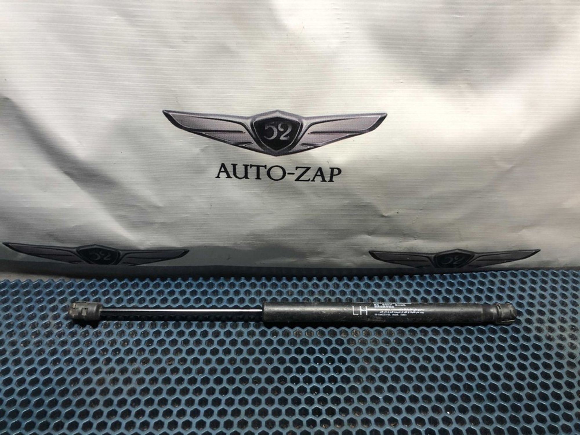 817704Y200 Амортизатор багажника левый L Kia Rio III, 600 рублей, Нижний Новгород