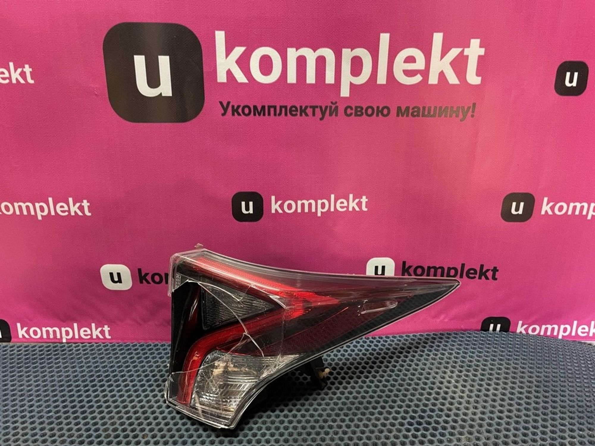 8155047281 Фонарь задний правый R Toyota Prius XW50, 3000 рублей, Нижний Новгород