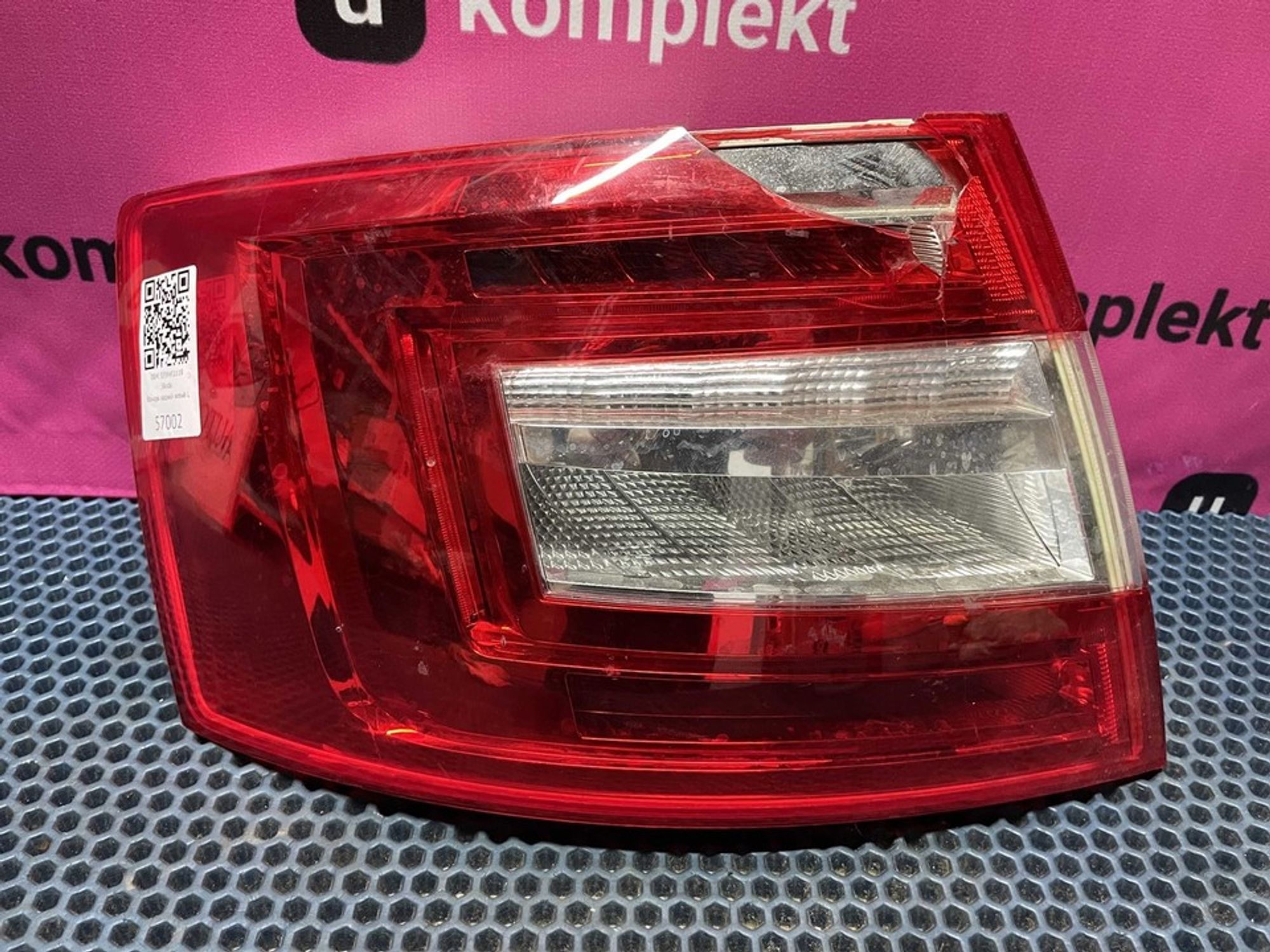 5E5945111B Фонарь задний левый L Skoda Octavia III, 2000 рублей, Нижний Новгород