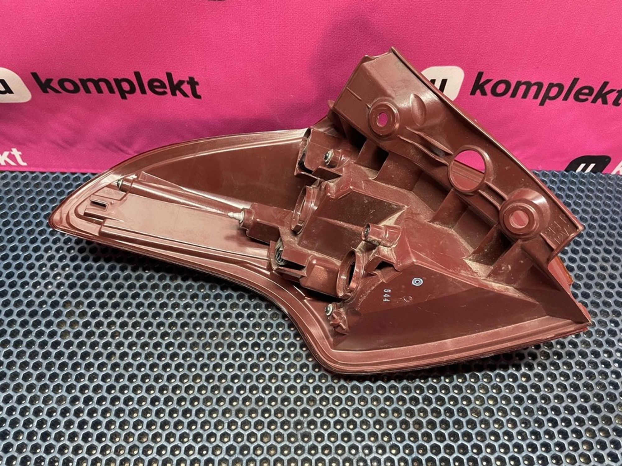 8155142170 Фонарь задний правый наружный R Toyota RAV4 CA40, 1900 рублей, Нижний Новгород